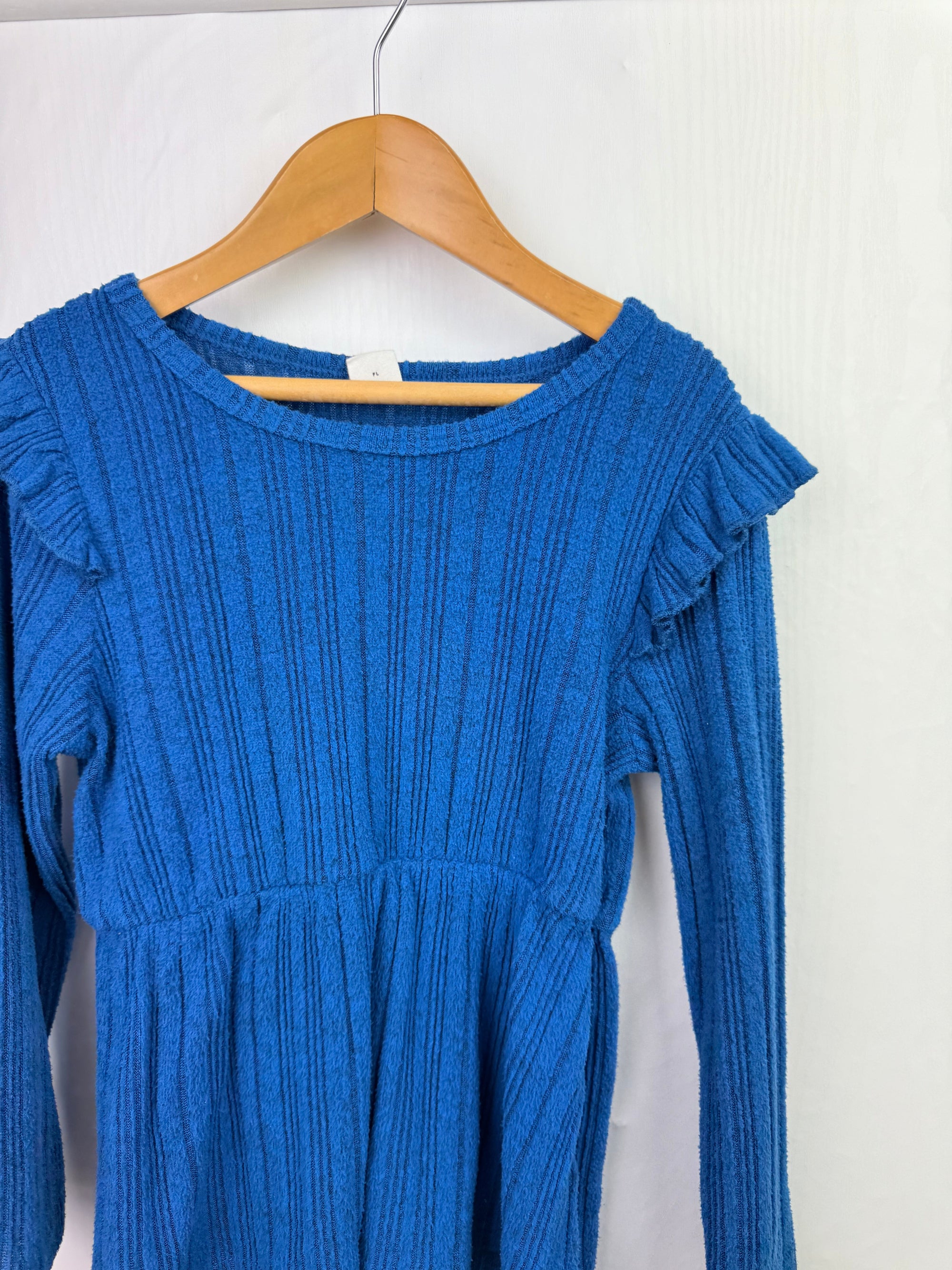 Shein Blue Ribbed Top - Girls 6 Years - Little Ones Preloved. Second Hand Children's & Preloved Baby, Kids, Girls & Boys Clothes. UK online