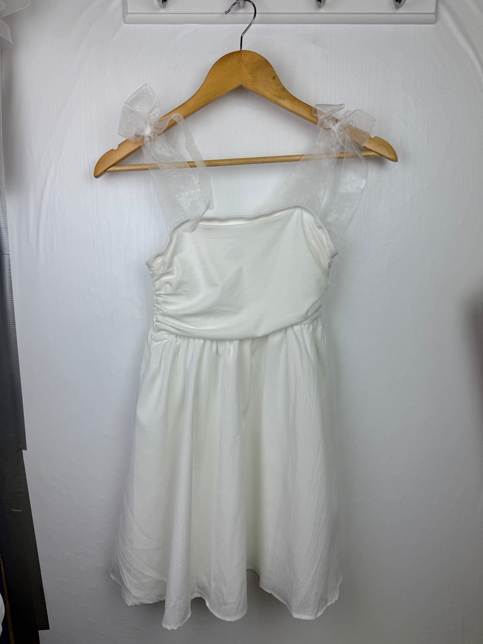 Shein Cream Mesh Bow Dress - Girls 10 Years - Little Ones Preloved. Second Hand Children's & Preloved Baby, Kids, Girls & Boys Clothes. UK online