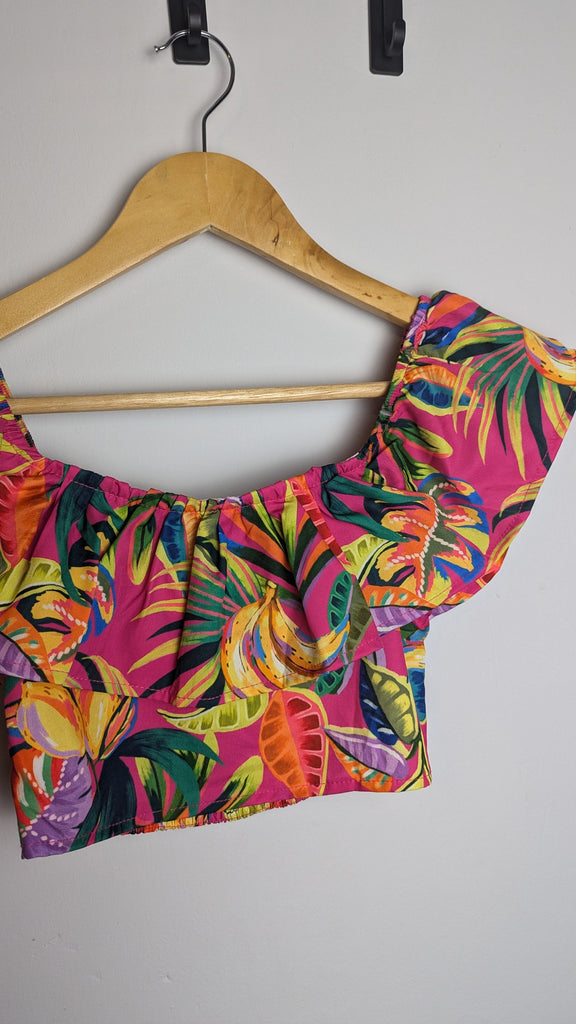 Shein Floral Tropical Crop Top - Girls 10 Years Little Ones Preloved Used, Preloved, Preworn & Second Hand Baby, Kids & Children's Clothing UK Online. Cheap affordable. Brands including Next, Joules, Nutmeg Morrisons, TU, F&F, H&M.