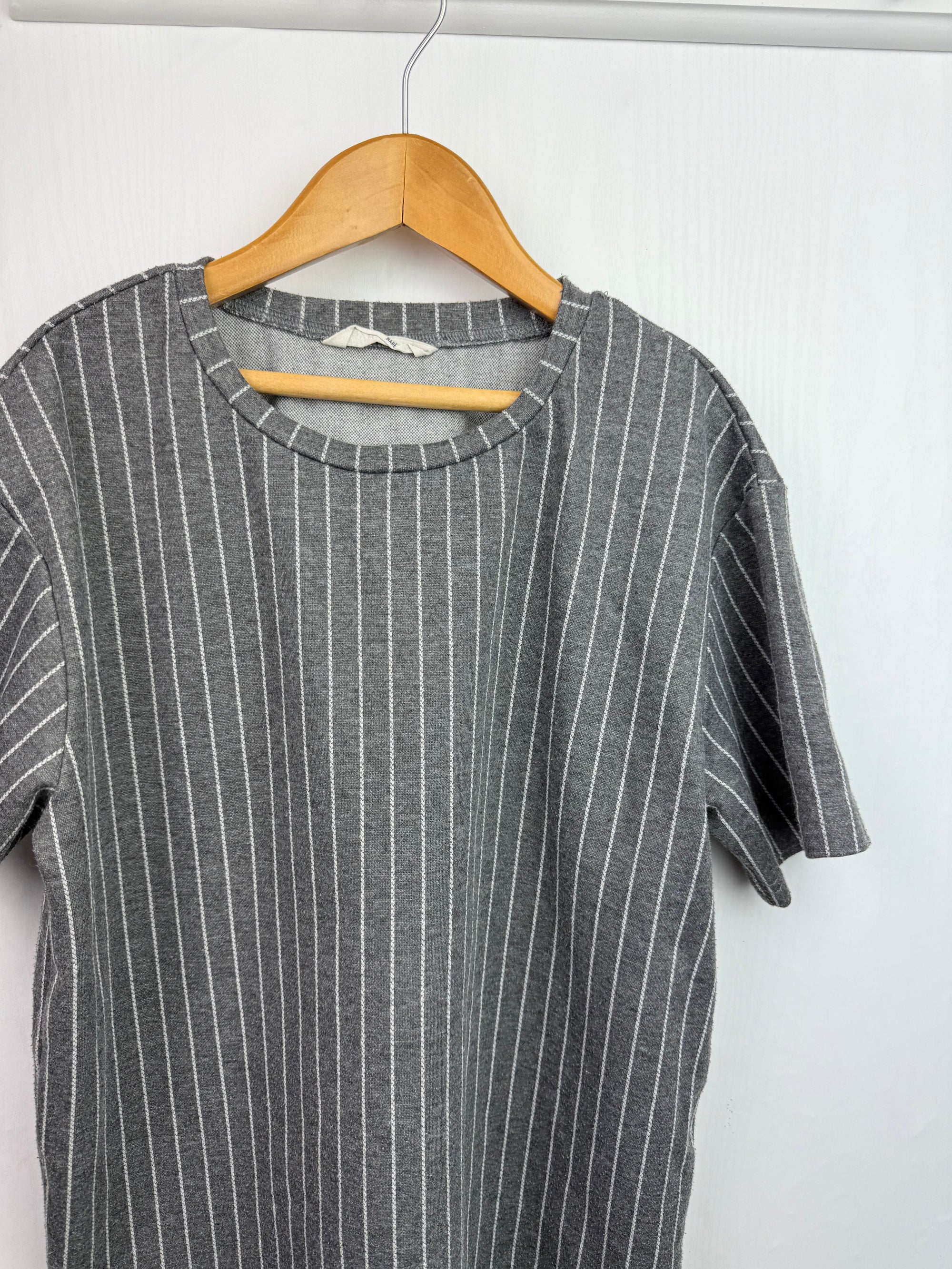 Shein Grey Striped Top - Boys 10 Years - Little Ones Preloved. Second Hand Children's & Preloved Baby, Kids, Girls & Boys Clothes. UK online