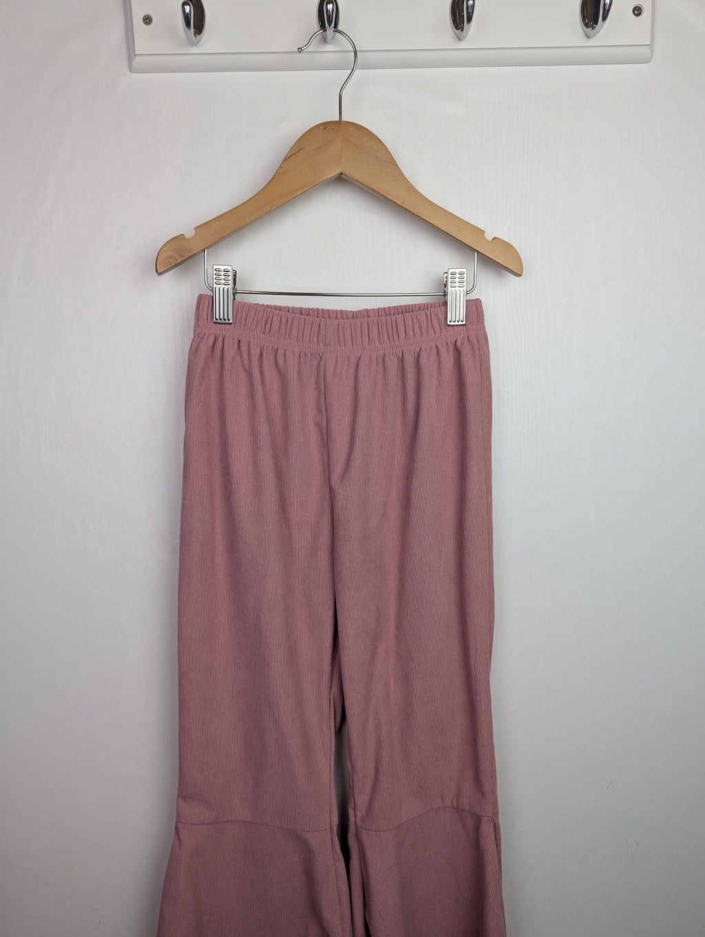 Shein Pink Flare Trousers - Girls 9 Years - Little Ones Preloved. Second Hand Children's & Preloved Baby, Kids, Girls & Boys Clothes. UK online