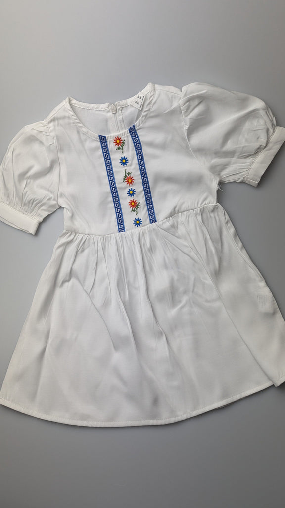 Shein White Floral Dress - Girls 2 Years Little Ones Preloved Used, Preloved, Preworn Baby, Girls & Boys Clothes. Kids & Children's second hand Clothing UK Online. Cheap affordable. Brands including Next, Joules, Nutmeg Morrisons, TU, F&F, H&M.