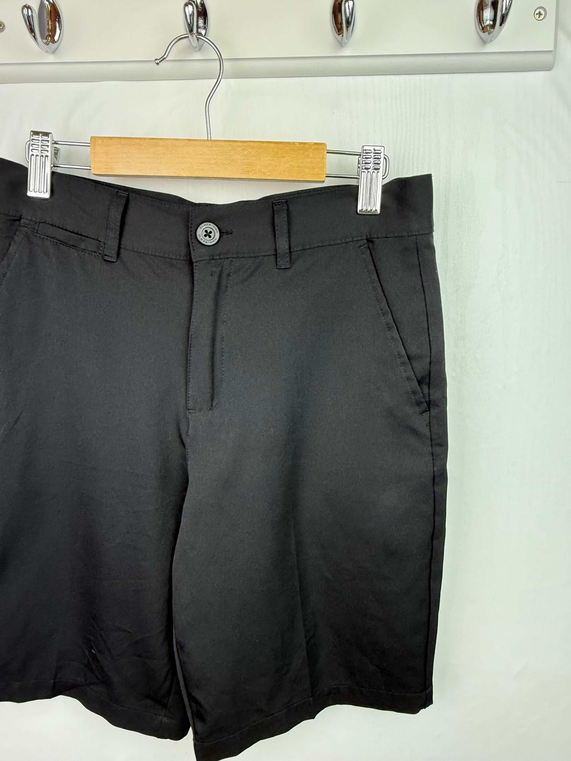 Slazenger Black Shorts - Boys 11 - 12 Years - Little Ones Preloved. Second Hand Children's & Preloved Baby, Kids, Girls & Boys Clothes. UK online