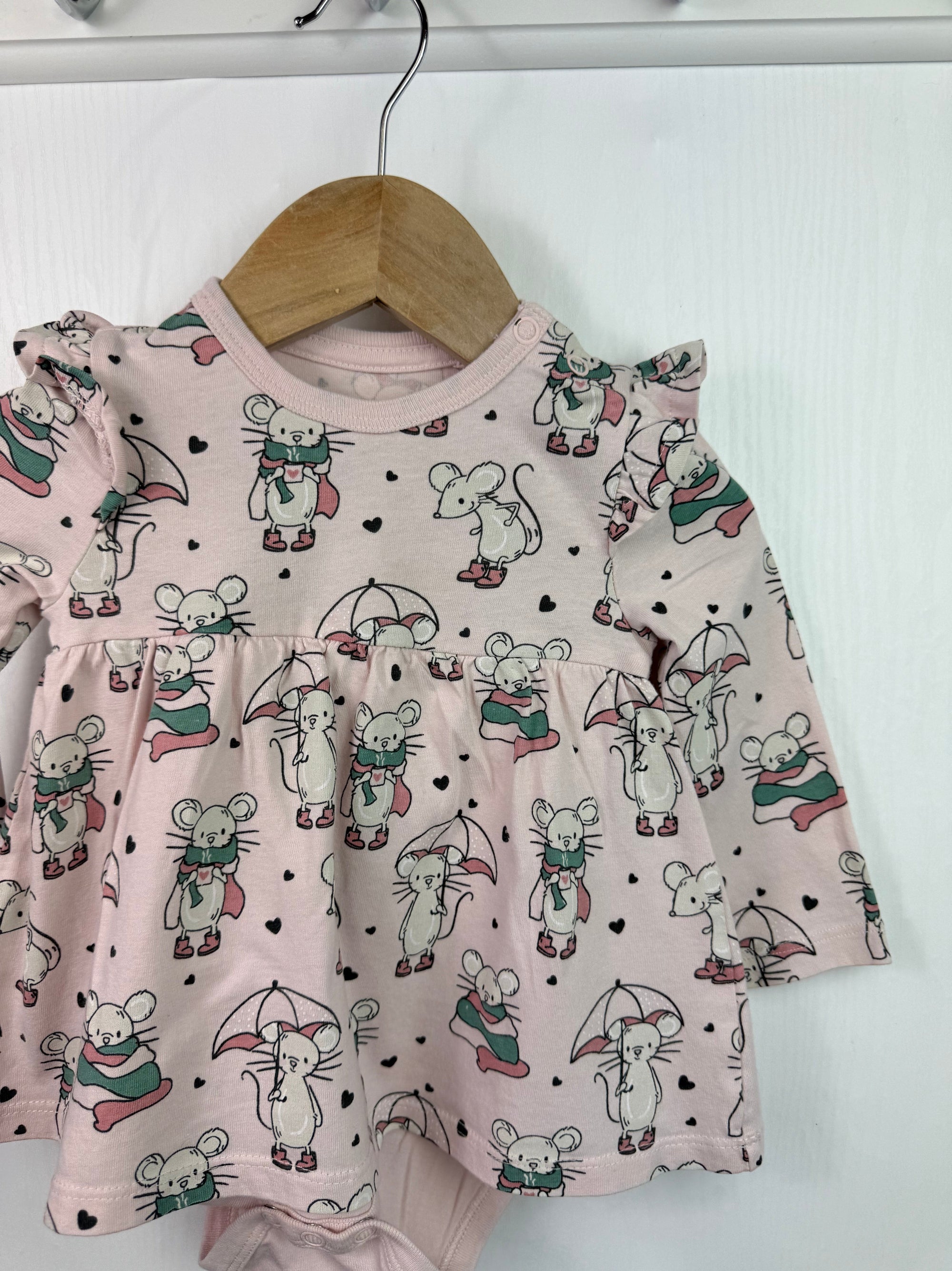 So Cute Mouse Dress & Bodysuit - Girls 6 - 9 Months - Little Ones Preloved. Second Hand Children's & Preloved Baby, Kids, Girls & Boys Clothes. UK online