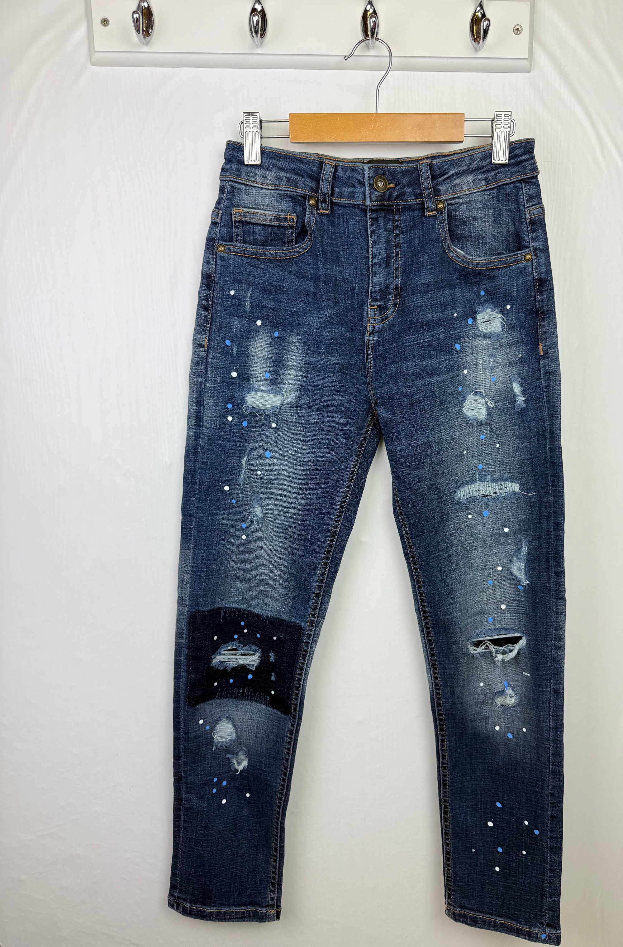 Sonneti Denim Ripped Jeans - Boys 12 - 13 Years - Little Ones Preloved. Second Hand Children's & Preloved Baby, Kids, Girls & Boys Clothes. UK online