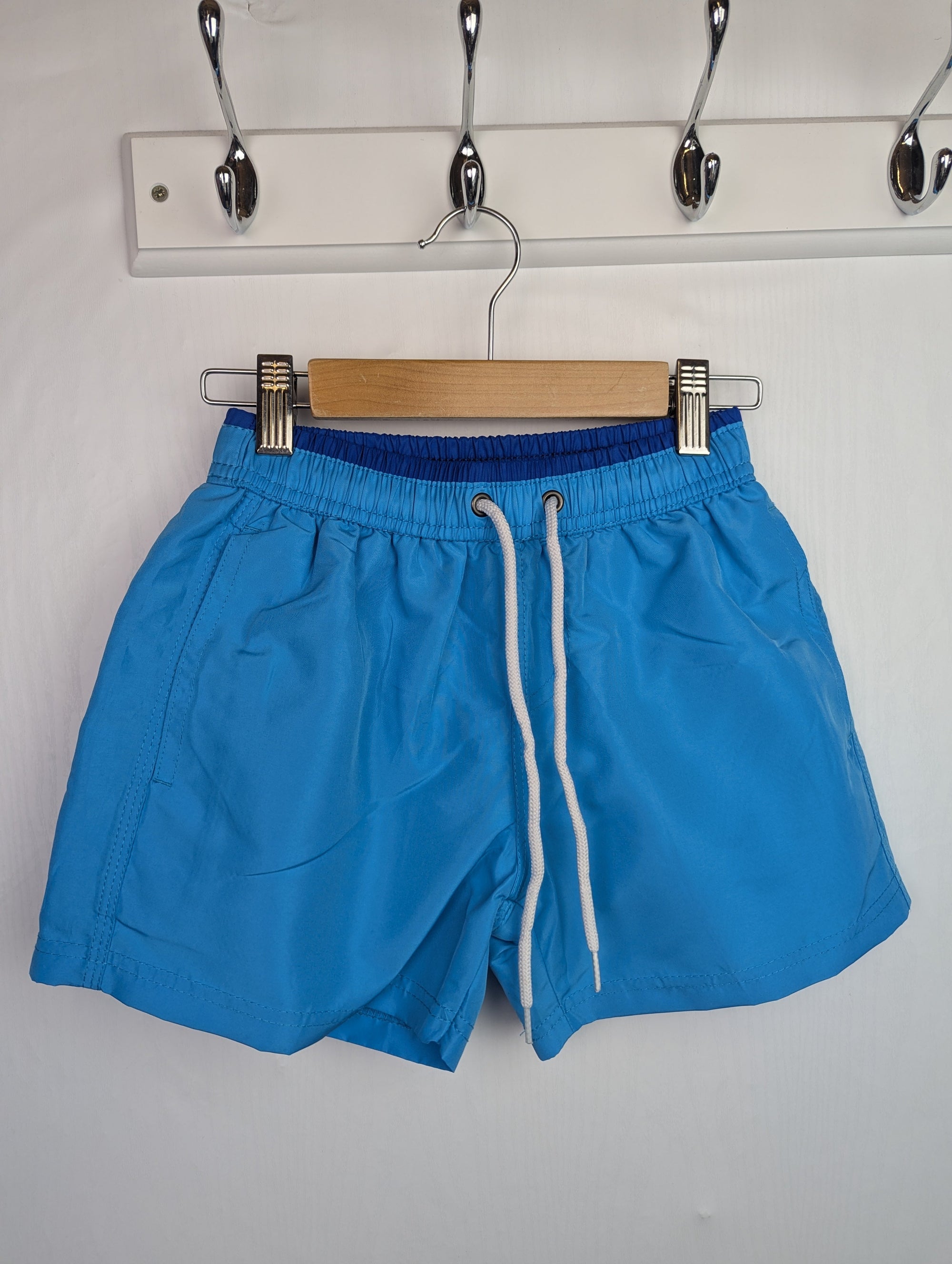 Speedy Shark Blue Swim Shorts - Boys 4 - 6 Years - Little Ones Preloved. Second Hand Children's & Preloved Baby, Kids, Girls & Boys Clothes. UK online