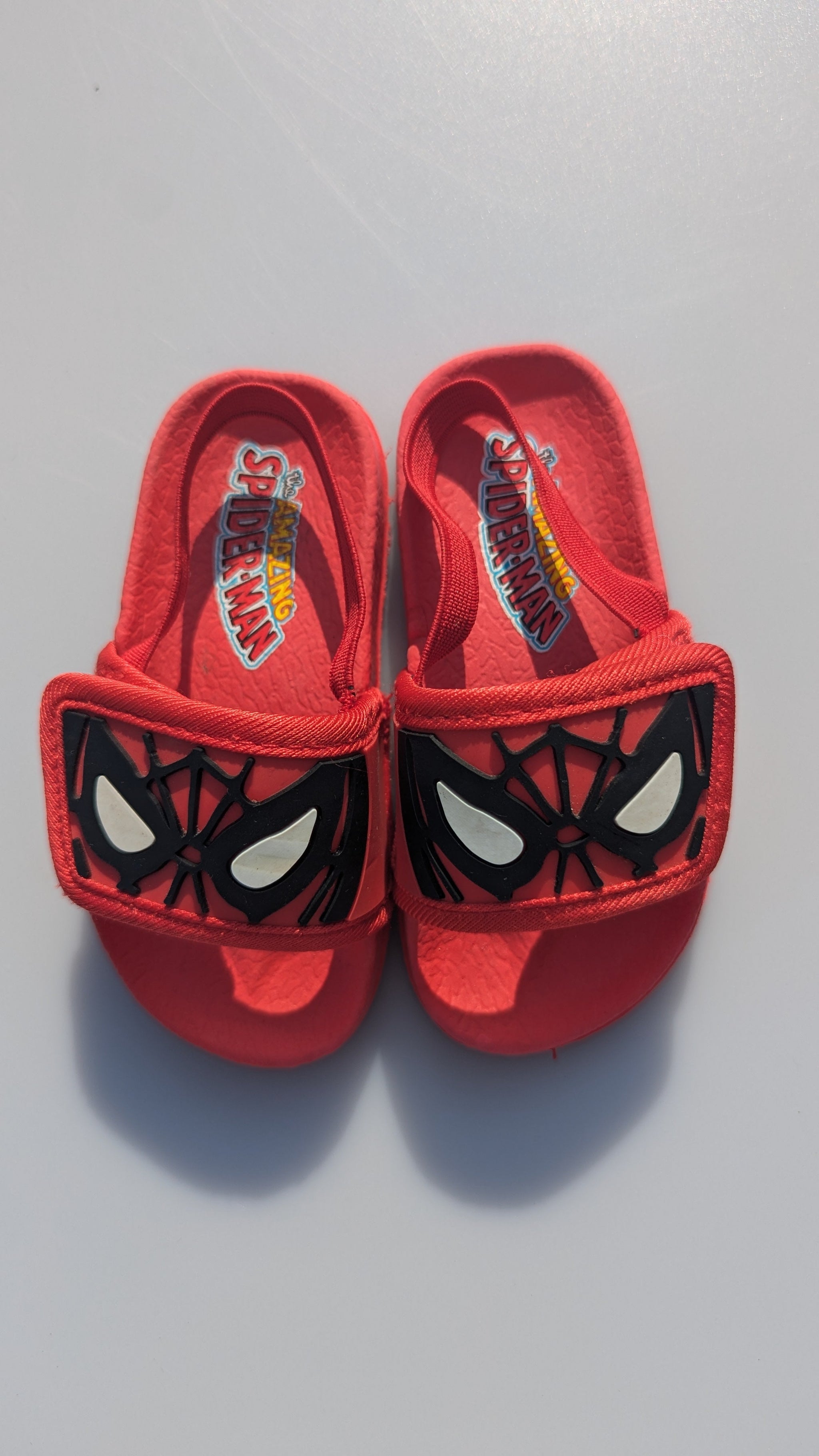Spider Man Slip on Sandals Boys Size 4 Little Ones Preloved