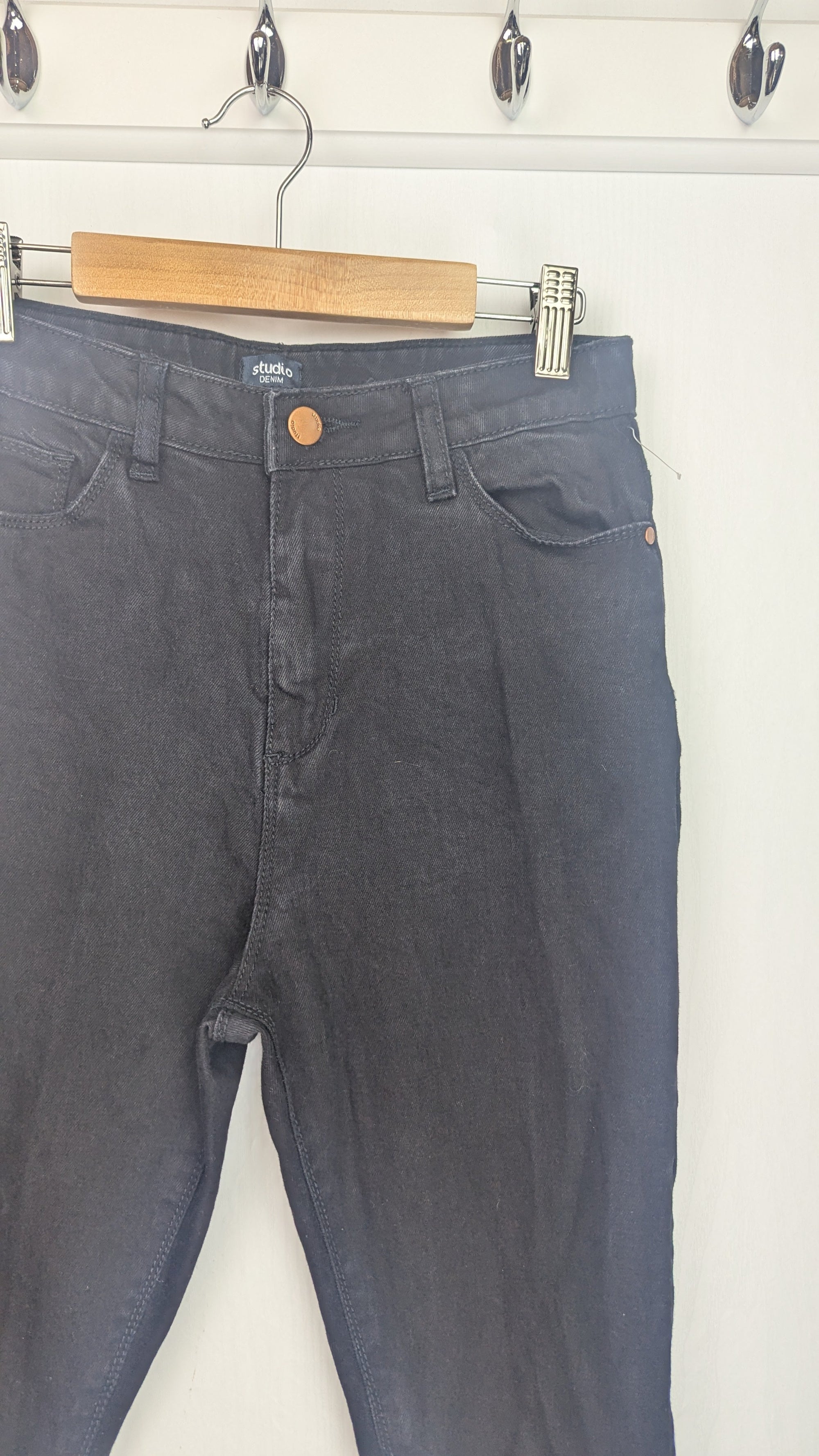 Studio Black Ribbed Knee Jeans - Girls 12 - 13 Years - Little Ones Preloved. Second Hand Children's & Preloved Baby, Kids, Girls & Boys Clothes. UK online