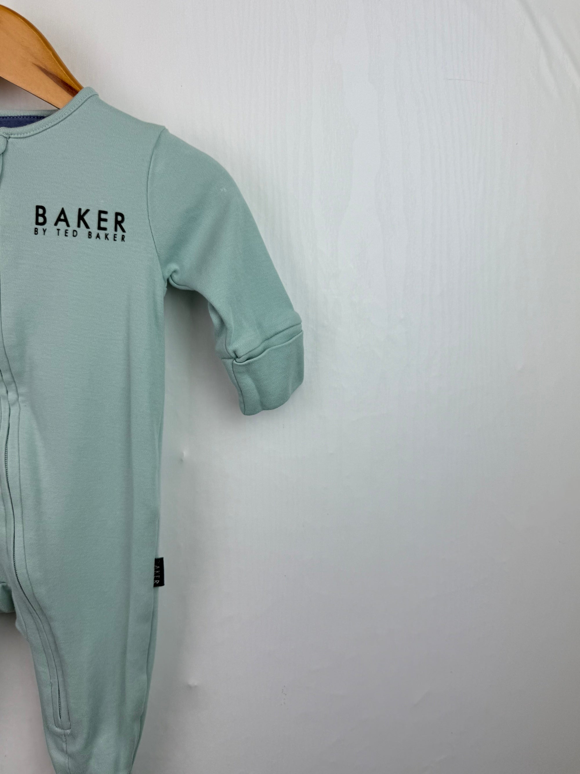 Ted Baker Light Blue Zip Sleepsuit - Boys 0 - 3 Months - Little Ones Preloved. Second Hand Children's & Preloved Baby, Kids, Girls & Boys Clothes. UK online