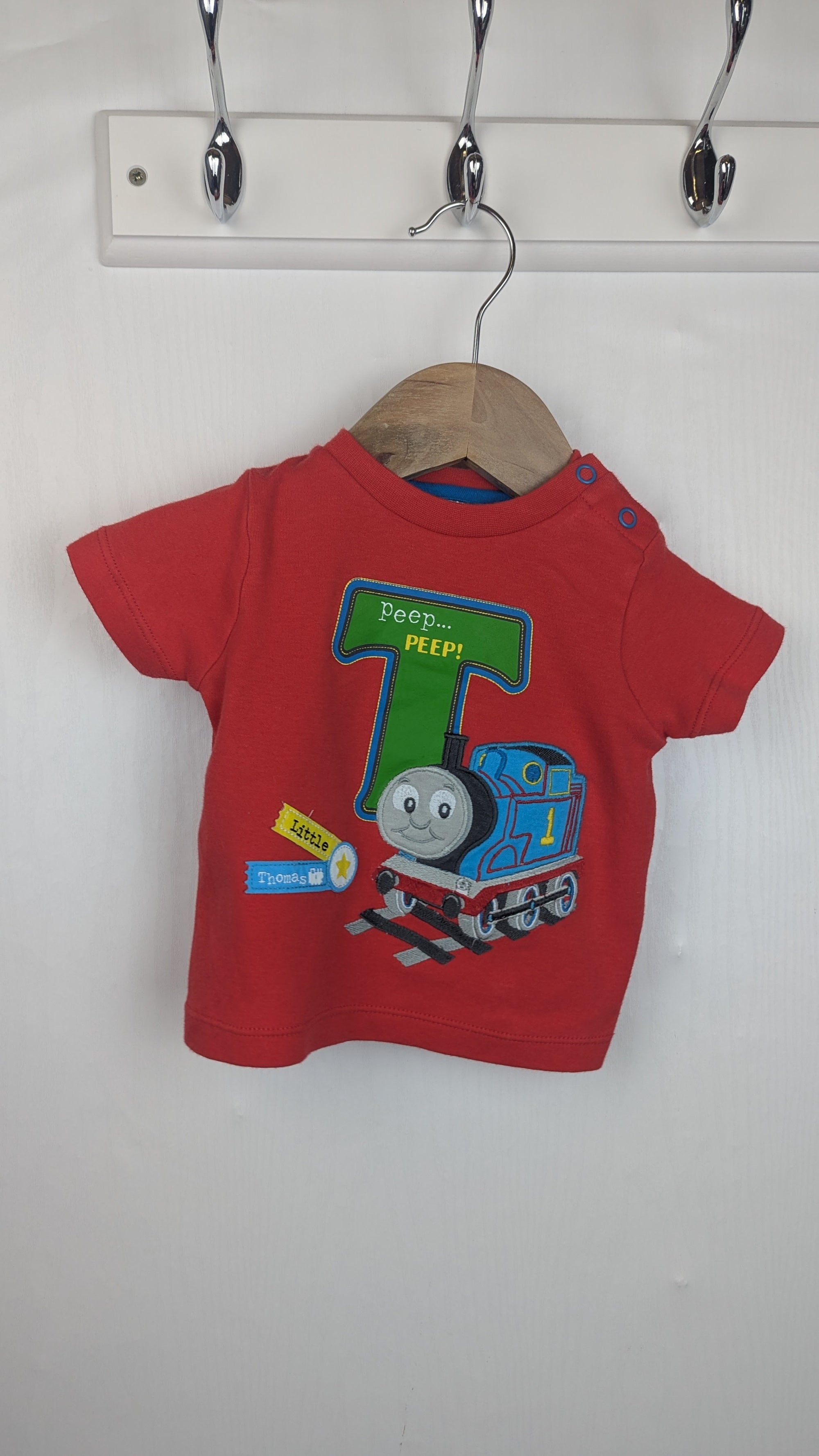 Thomas The Tank Engine Red Top - Boys 0 - 3 Months - Little Ones Preloved. Second Hand Children's & Preloved Baby, Kids, Girls & Boys Clothes. UK online