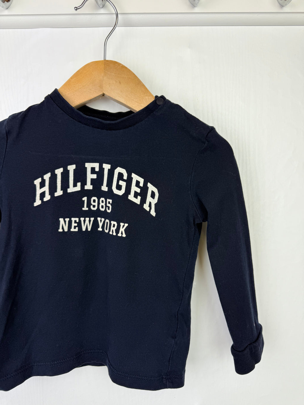 Tommy Hilfiger Long Sleeve Top - Boys 9 - 12 Months - Little Ones Preloved. Second Hand Children's & Preloved Baby, Kids, Girls & Boys Clothes. UK online