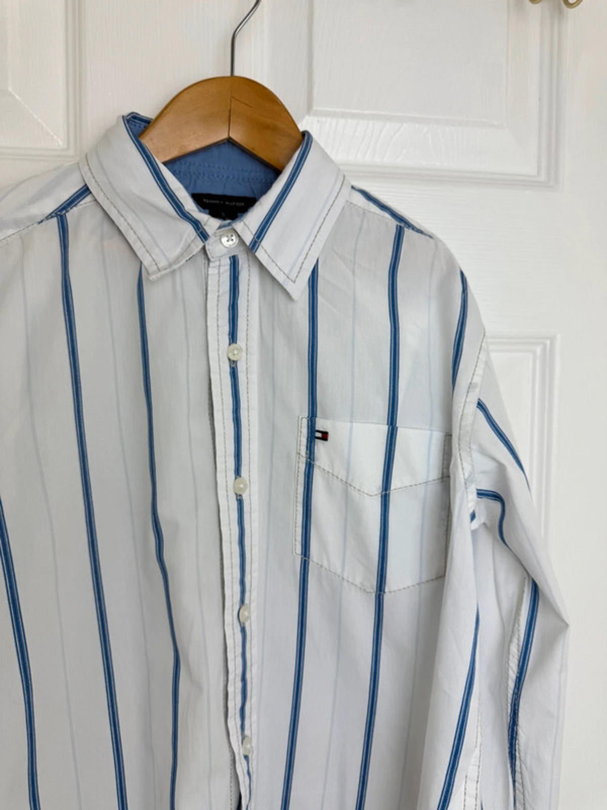 Tommy Hilfiger Striped White & Blue Shirt - Boys 6 - 7 Years - Little Ones Preloved. Second Hand Children's & Preloved Baby, Kids, Girls & Boys Clothes. UK online