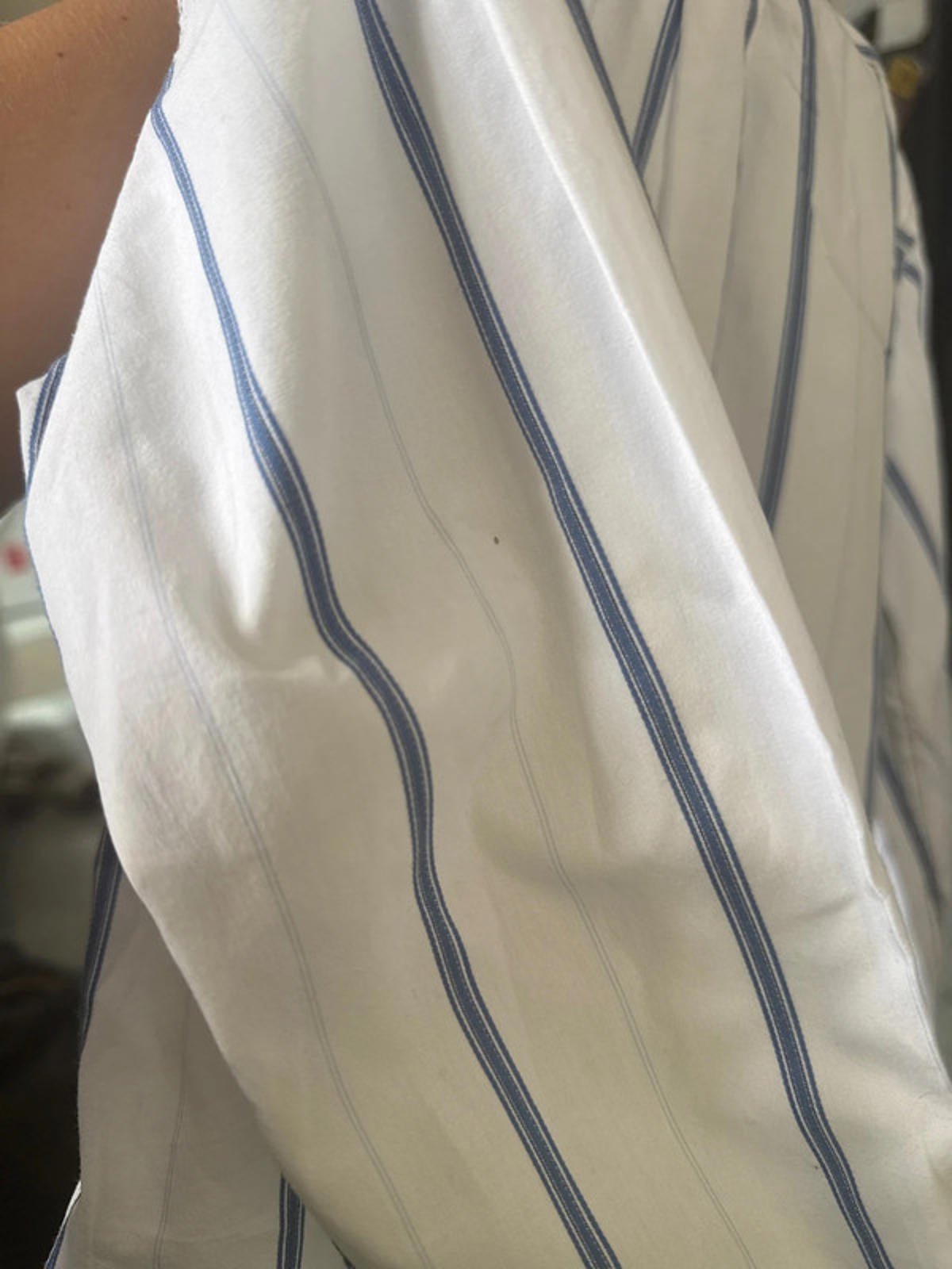 Tommy Hilfiger Striped White & Blue Shirt - Boys 6 - 7 Years - Little Ones Preloved. Second Hand Children's & Preloved Baby, Kids, Girls & Boys Clothes. UK online