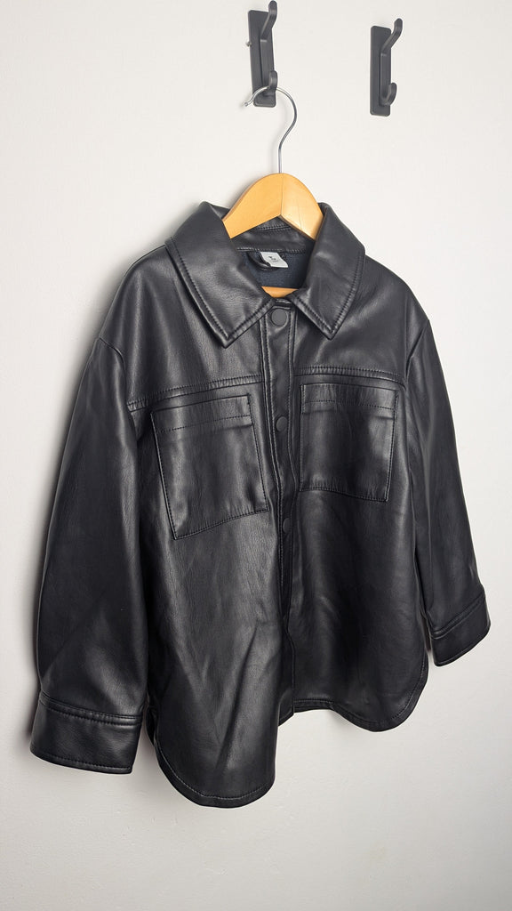 TU Black Pleather Popper Jacket - Unisex 6 Years Little Ones Preloved Used, Preloved, Preworn & Second Hand Baby, Kids & Children's Clothing UK Online. Cheap affordable. Brands including Next, Joules, Nutmeg Morrisons, TU, F&F, H&M.