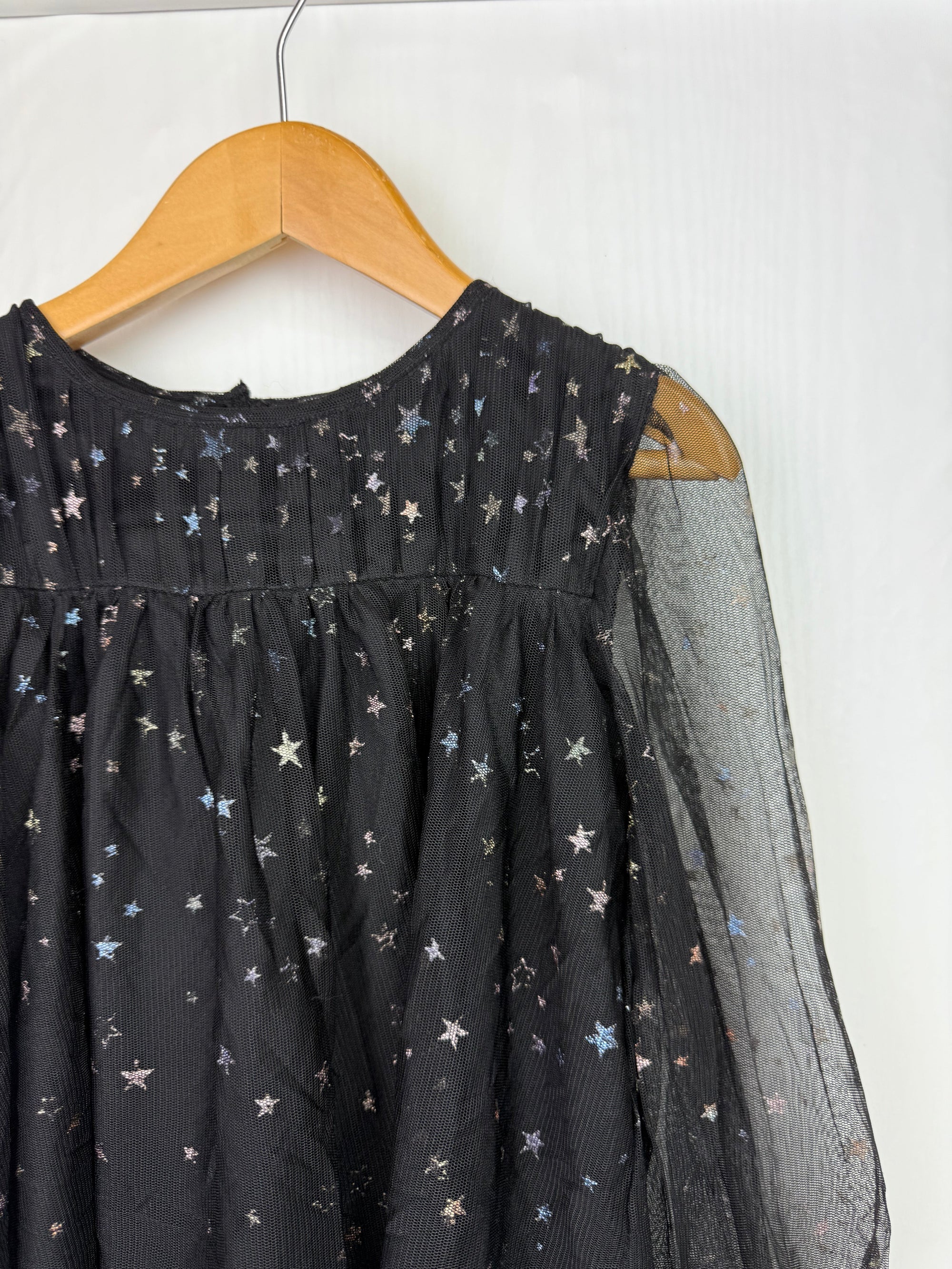 TU Black Star Mesh Top - Girls 5 - 6 Years - Little Ones Preloved. Second Hand Children's & Preloved Baby, Kids, Girls & Boys Clothes. UK online