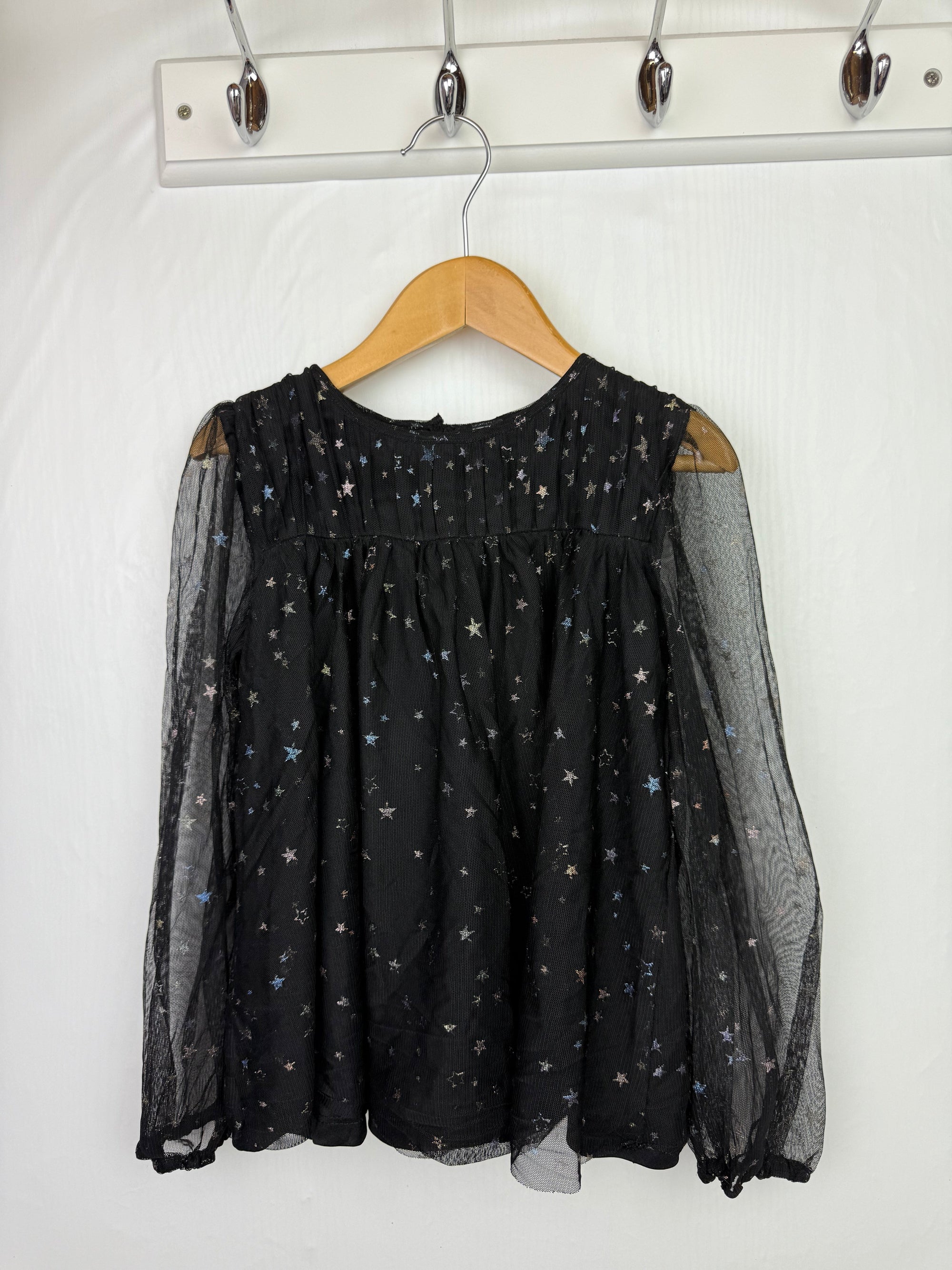 TU Black Star Mesh Top - Girls 5 - 6 Years - Little Ones Preloved. Second Hand Children's & Preloved Baby, Kids, Girls & Boys Clothes. UK online