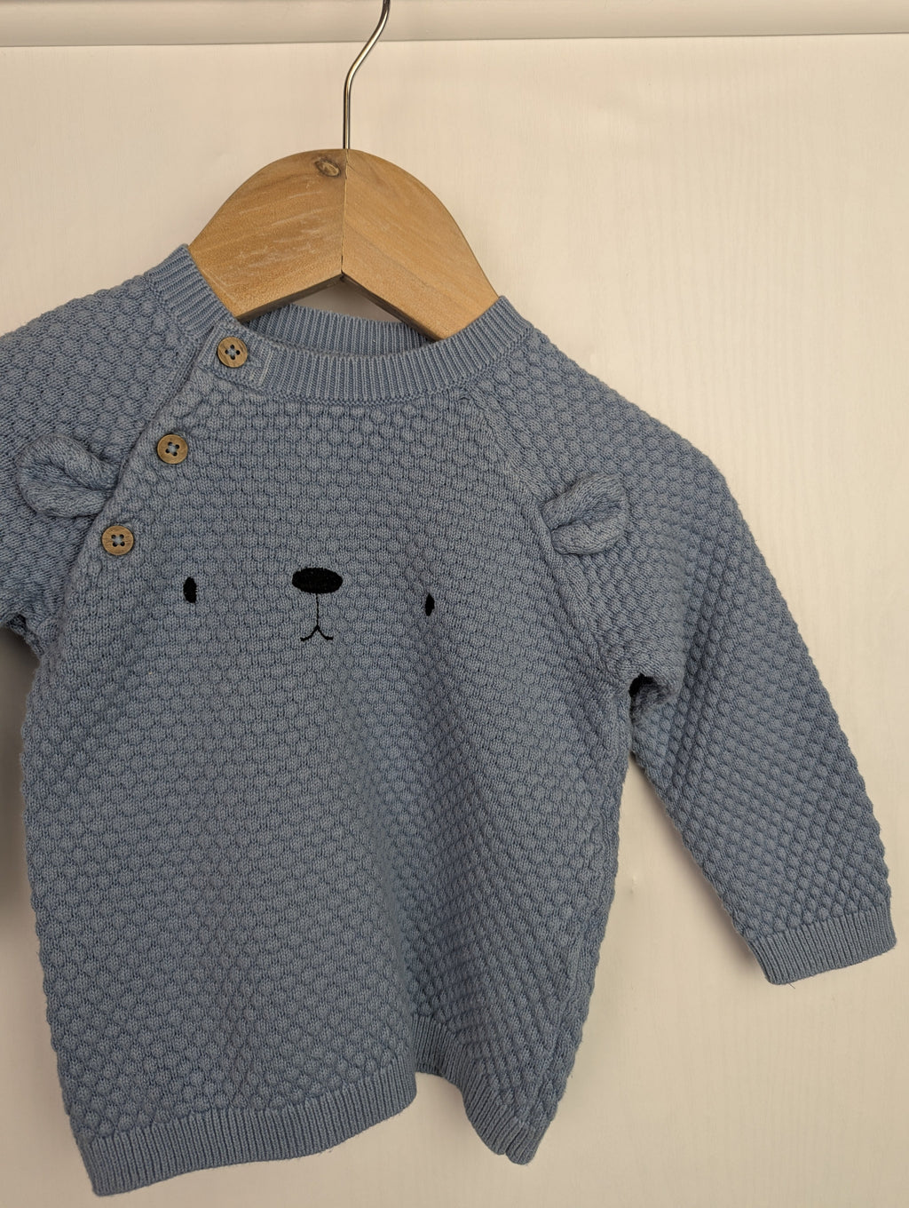 TU Blue Bear Knit Jumper - Baby Boys 3 - 6 Months - Little Ones Preloved. Second Hand Children's & Preloved Baby, Kids, Girls & Boys Clothes. UK online