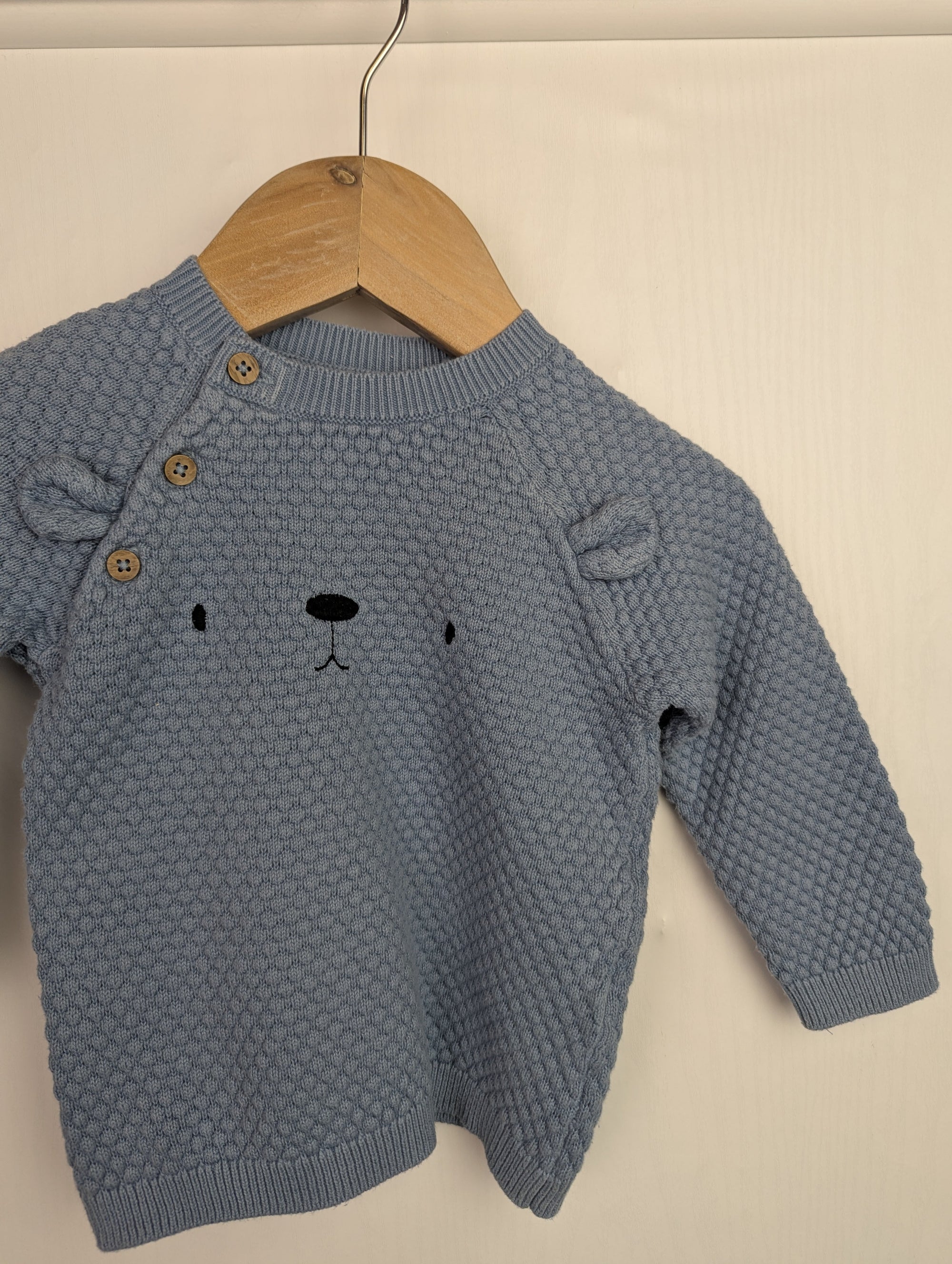 TU Blue Bear Knit Jumper - Baby Boys 3 - 6 Months - Little Ones Preloved. Second Hand Children's & Preloved Baby, Kids, Girls & Boys Clothes. UK online