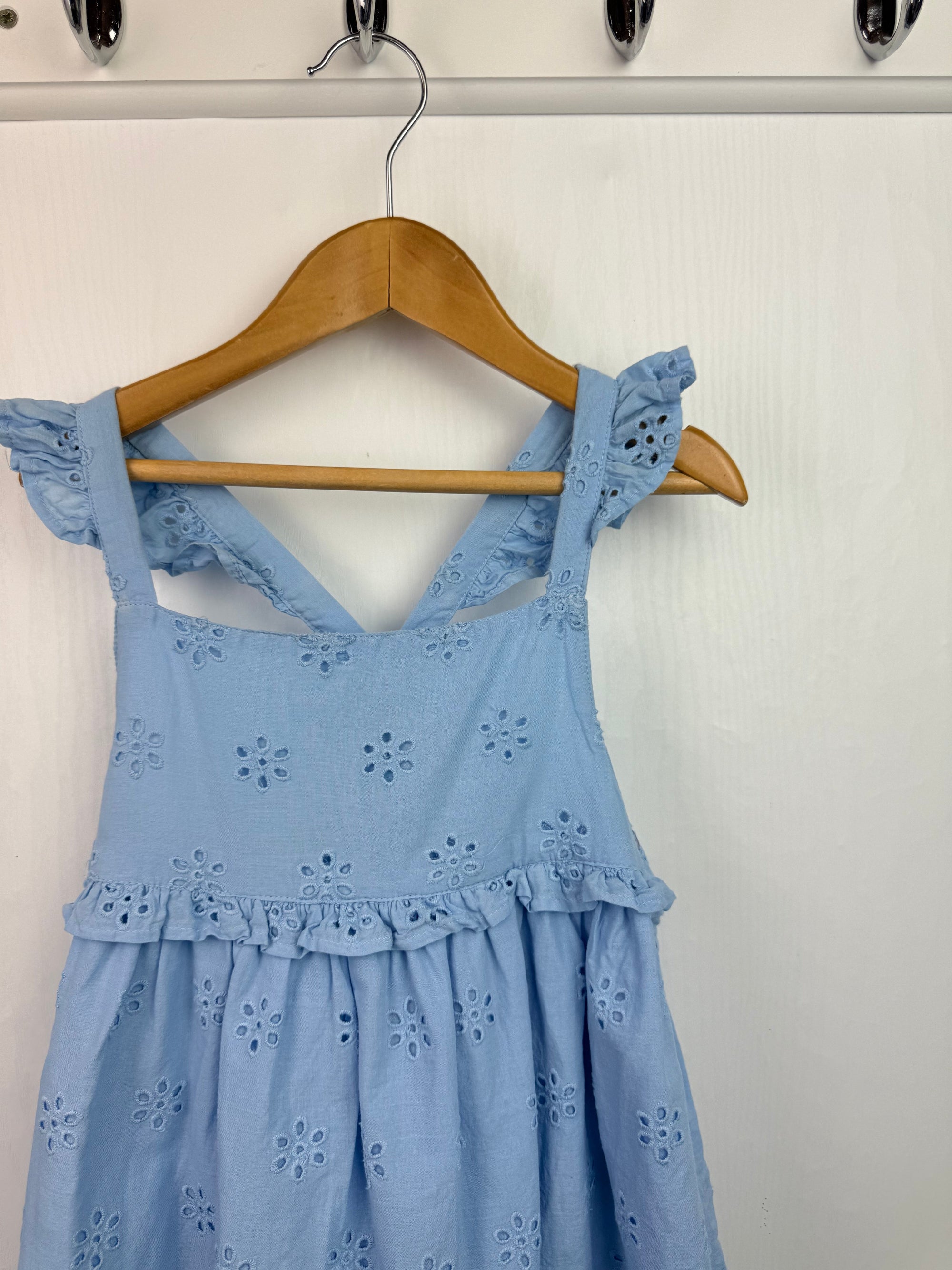 TU Blue Eyelet Dress - Girls 4 - 5 Years - Little Ones Preloved. Second Hand Children's & Preloved Baby, Kids, Girls & Boys Clothes. UK online