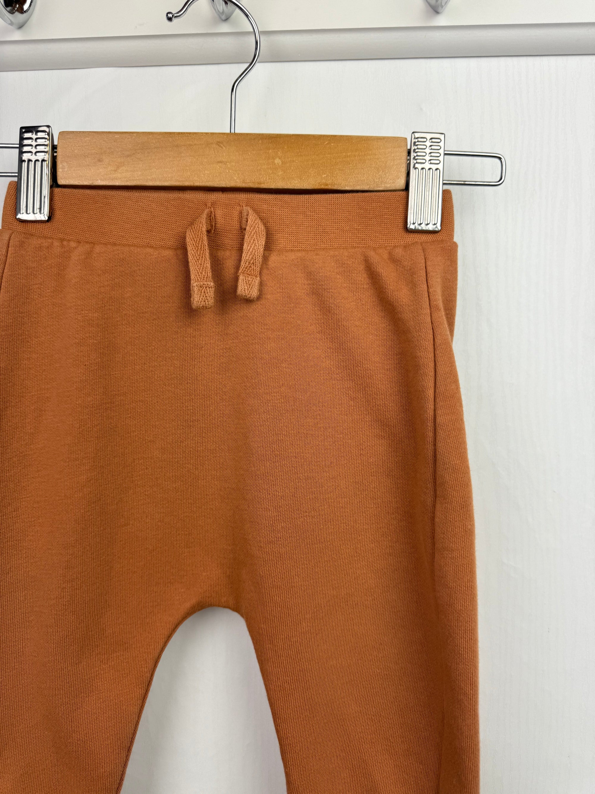 TU Brown Jogging Bottoms - Boys 6 - 9 Months - Little Ones Preloved. Second Hand Children's & Preloved Baby, Kids, Girls & Boys Clothes. UK online