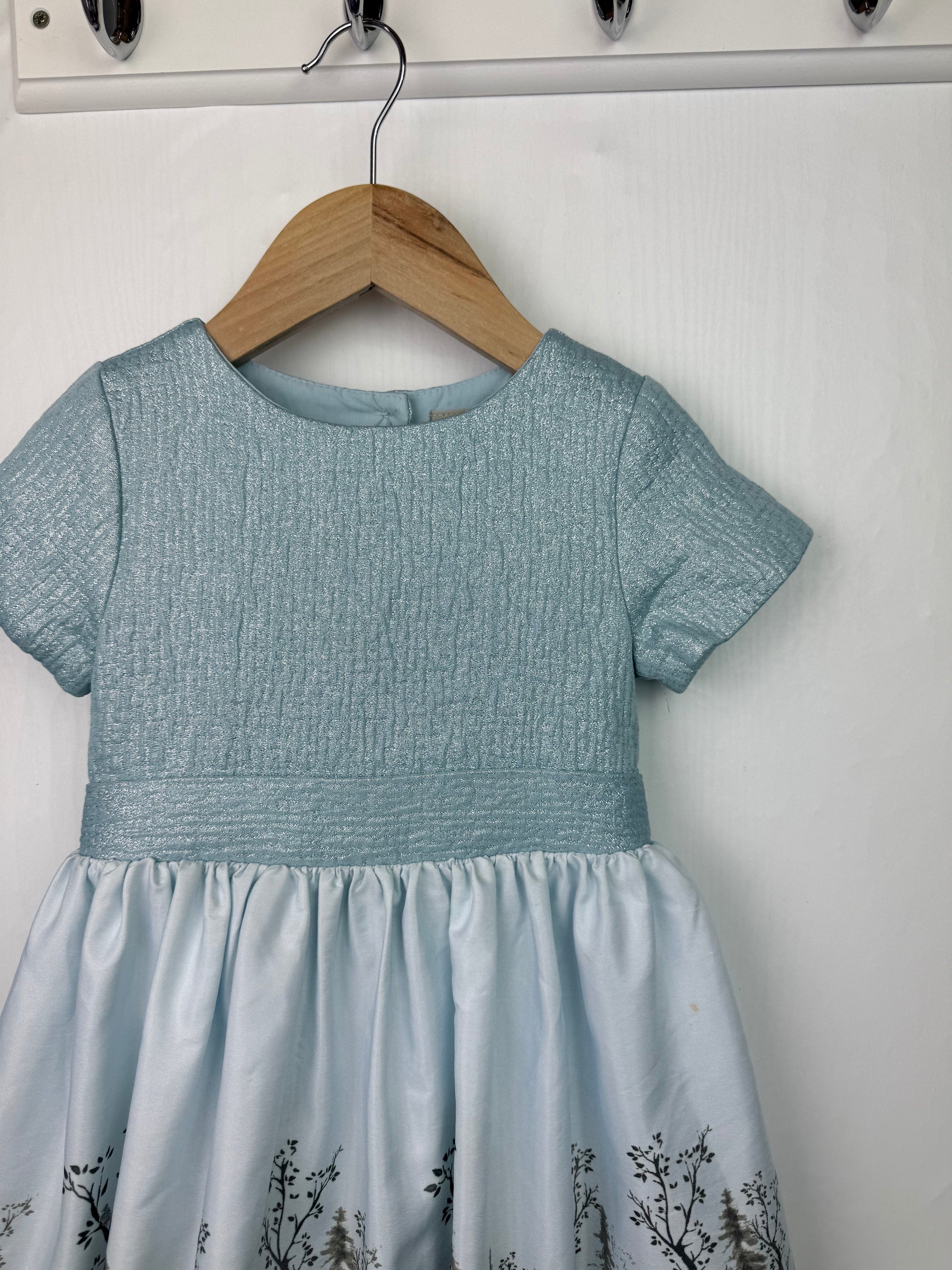 TU Floral Party Dress - Girls 3 - 4 Years - Little Ones Preloved. Second Hand Children's & Preloved Baby, Kids, Girls & Boys Clothes. UK online