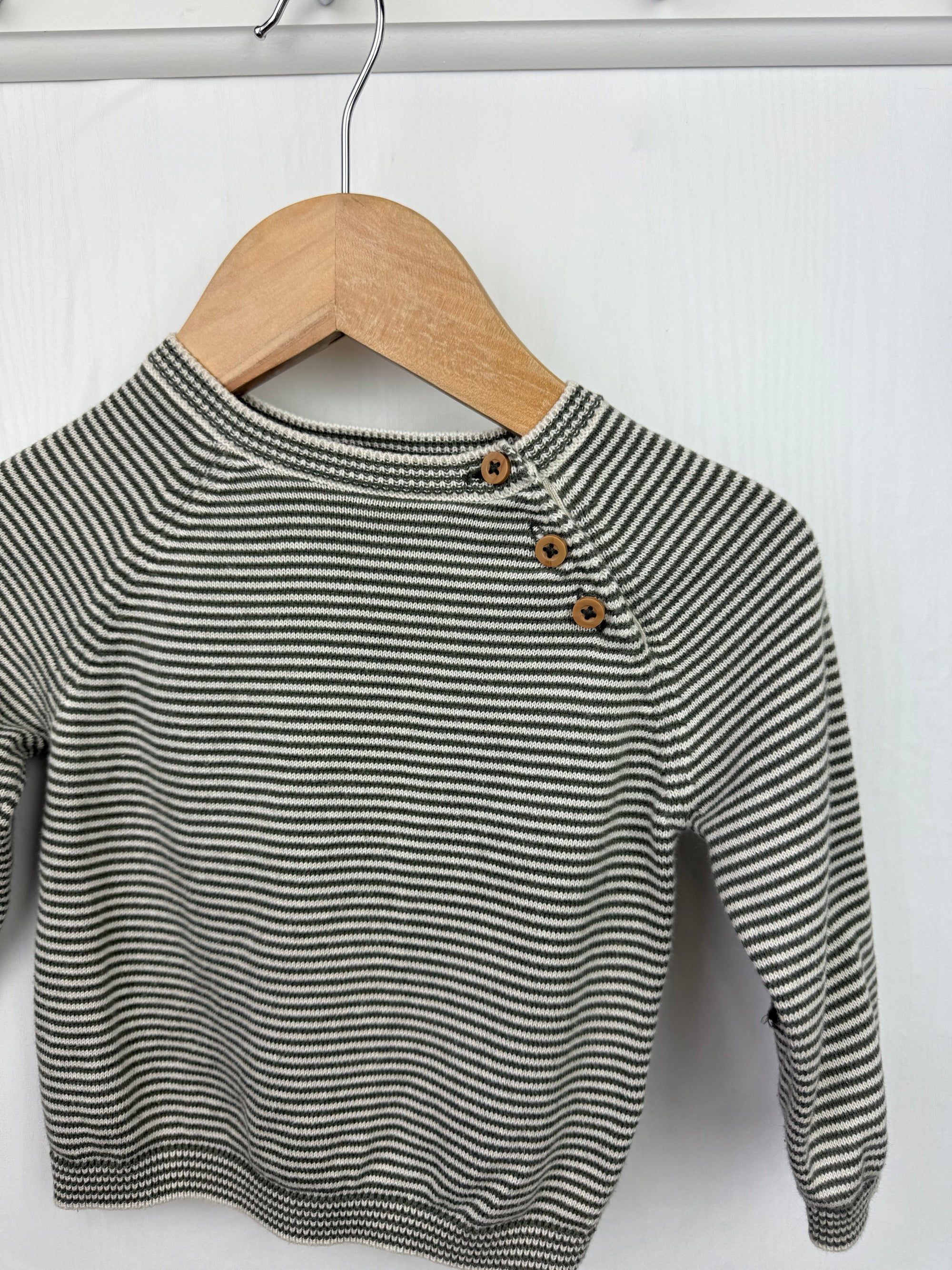 TU Green Striped Knit Jumper - Boys 6 - 9 Months - Little Ones Preloved. Second Hand Children's & Preloved Baby, Kids, Girls & Boys Clothes. UK online
