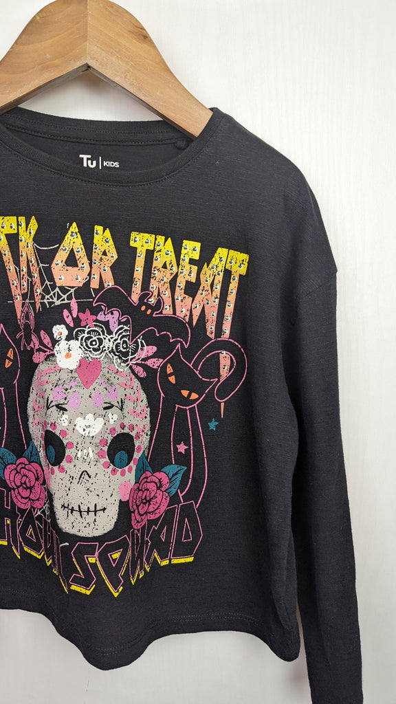 TU Halloween Trick or Treat Top - Girls 6-7 Years TU Used, Preloved, Preworn & Second Hand Baby, Kids & Children's Clothing UK Online. Cheap affordable. Brands including Next, Joules, Nutmeg Morrisons, TU, F&F, H&M.