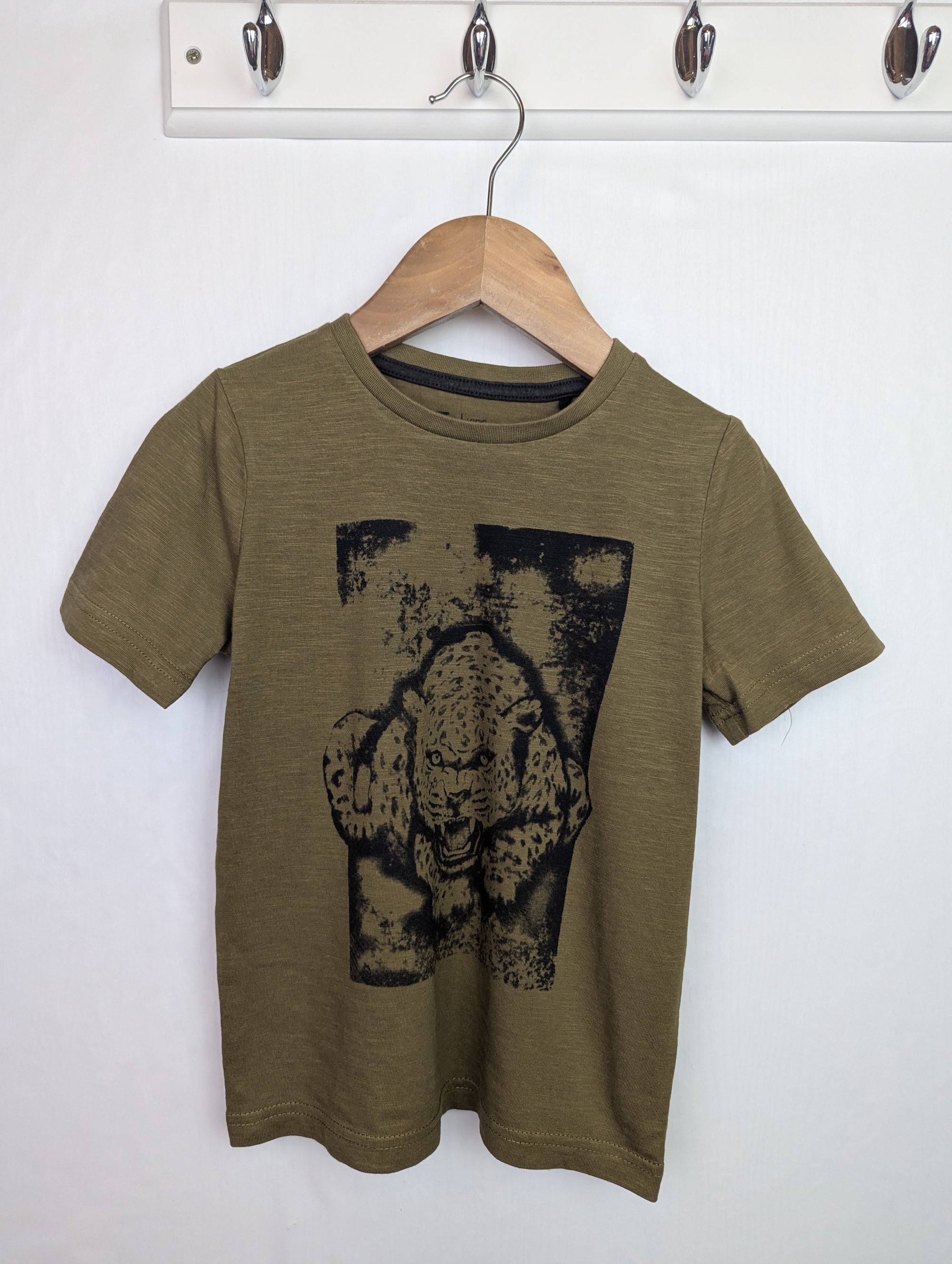 TU Khaki Leopard Top - Boys 4 Years - Little Ones Preloved. Second Hand Children's & Preloved Baby, Kids, Girls & Boys Clothes. UK online