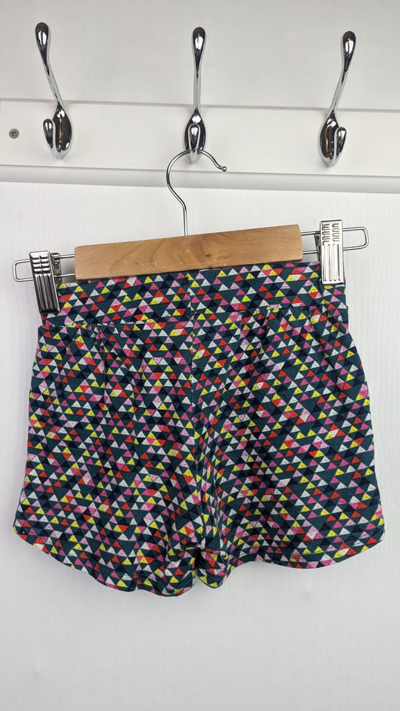 TU Multicolour Triangle Shorts - Girls 3-4 Years TU Used, Preloved, Preworn & Second Hand Baby, Kids & Children's Clothing UK Online. Cheap affordable. Brands including Next, Joules, Nutmeg Morrisons, TU, F&F, H&M.