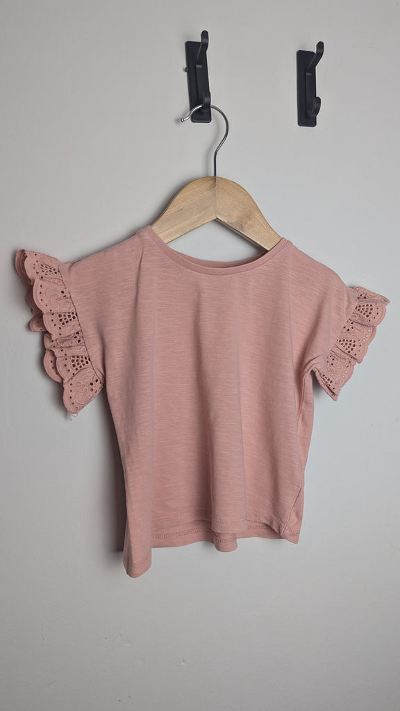 TU Pink Eyelet Sleeve Top - Girls 2-3 Years Little Ones Preloved Used, Preloved, Preworn & Second Hand Baby, Kids & Children's Clothing UK Online. Cheap affordable. Brands including Next, Joules, Nutmeg Morrisons, TU, F&F, H&M.