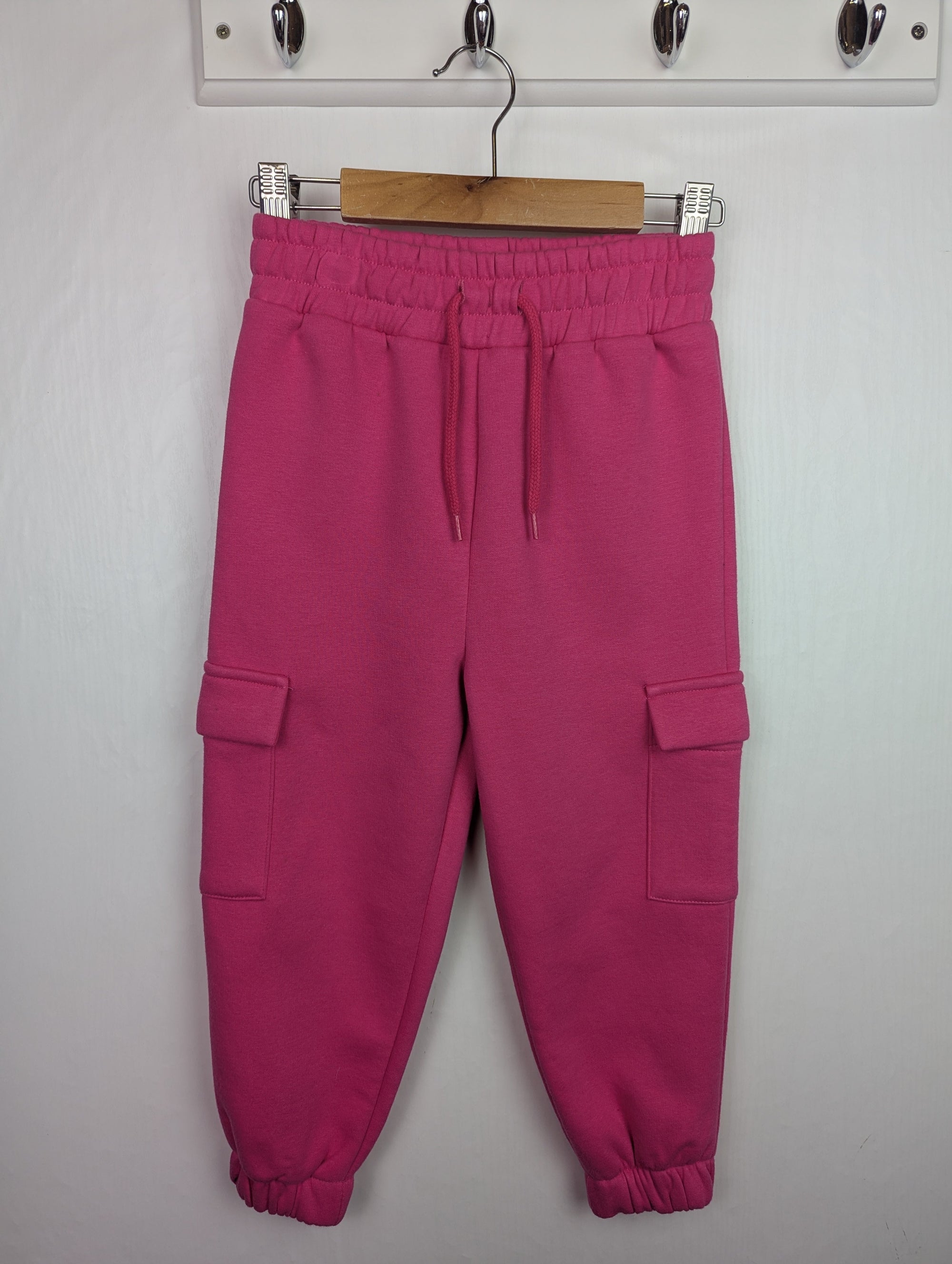 TU Pink Jogging Bottoms - Gils 5 Years - Little Ones Preloved. Second Hand Children's & Preloved Baby, Kids, Girls & Boys Clothes. UK online