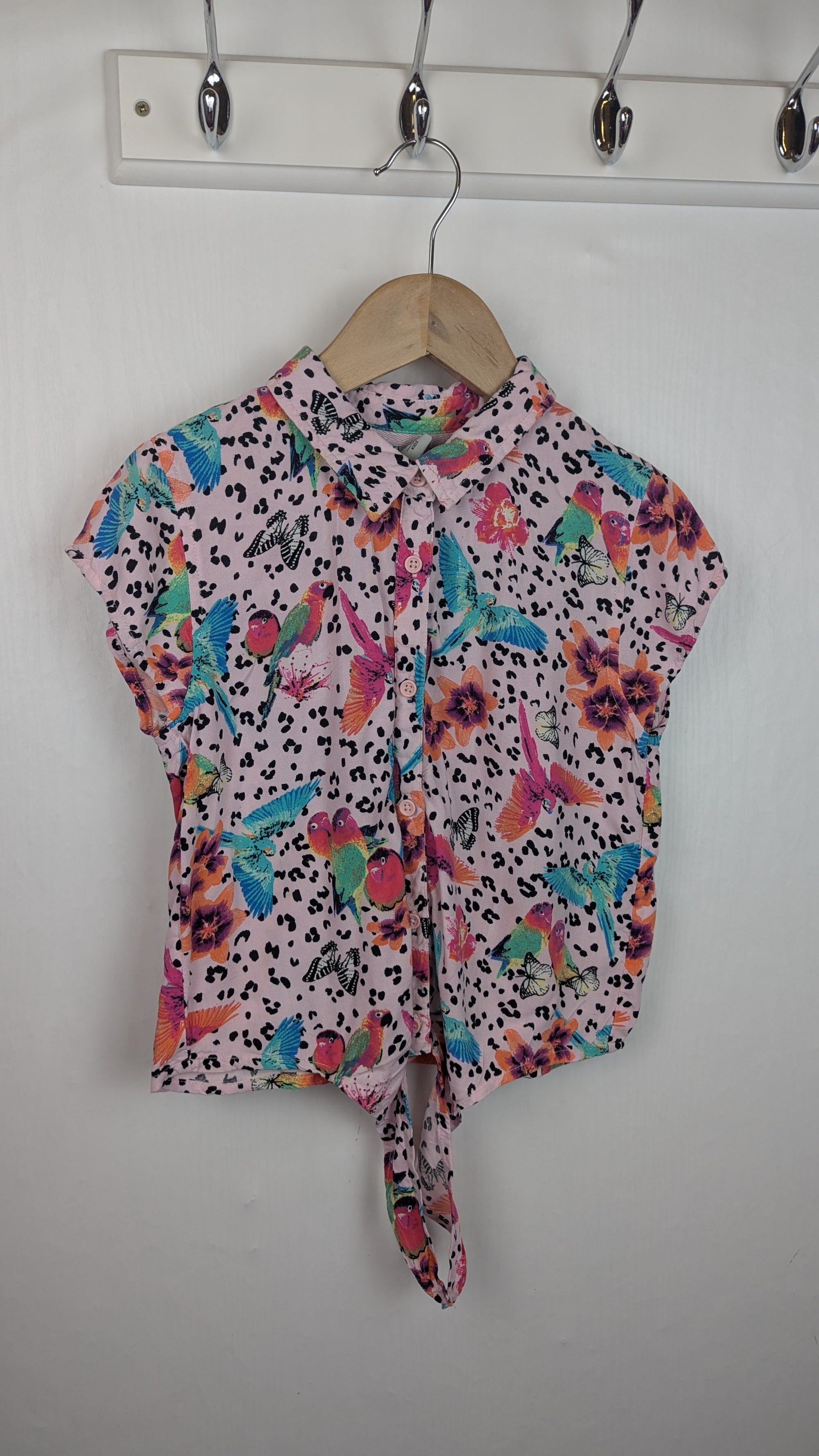 TU Pink Parrot & Floral Top - Girls 9 Years - Little Ones Preloved. Second Hand Children's & Preloved Baby, Kids, Girls & Boys Clothes. UK online