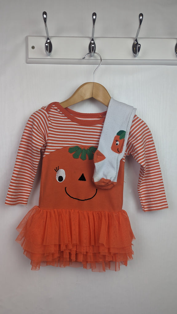 TU Pumpkin Bodysuit & Tights - Girls 9-12 Months TU Used, Preloved, Preworn Baby, Girls & Boys Clothes. Kids & Children's second hand Clothing UK Online. Cheap affordable. Brands including Next, Joules, Nutmeg Morrisons, TU, F&F, H&M.