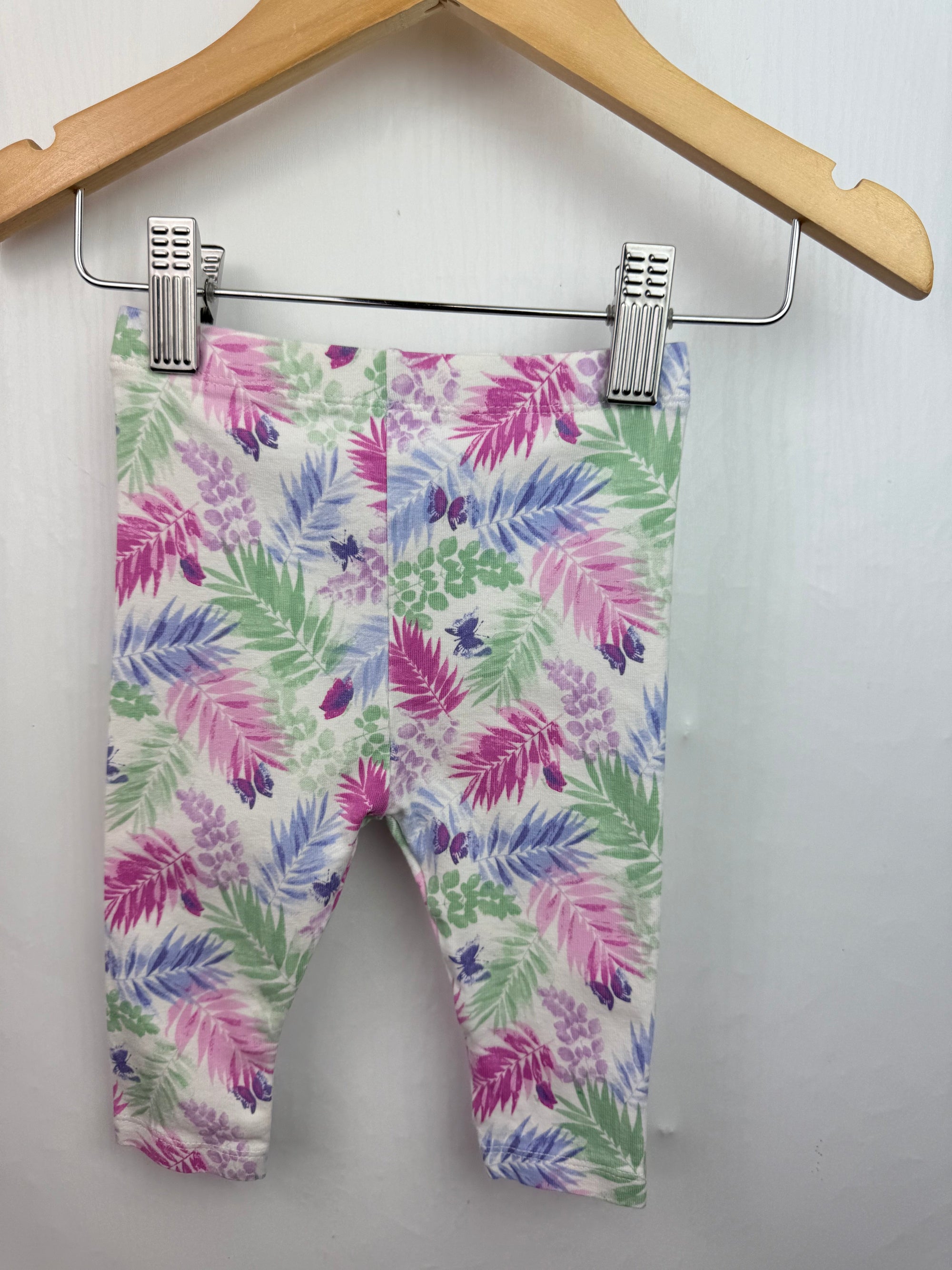 TU White & Pink Floral Leggings - Girls 3 - 6 Months - Little Ones Preloved. Second Hand Children's & Preloved Baby, Kids, Girls & Boys Clothes. UK online