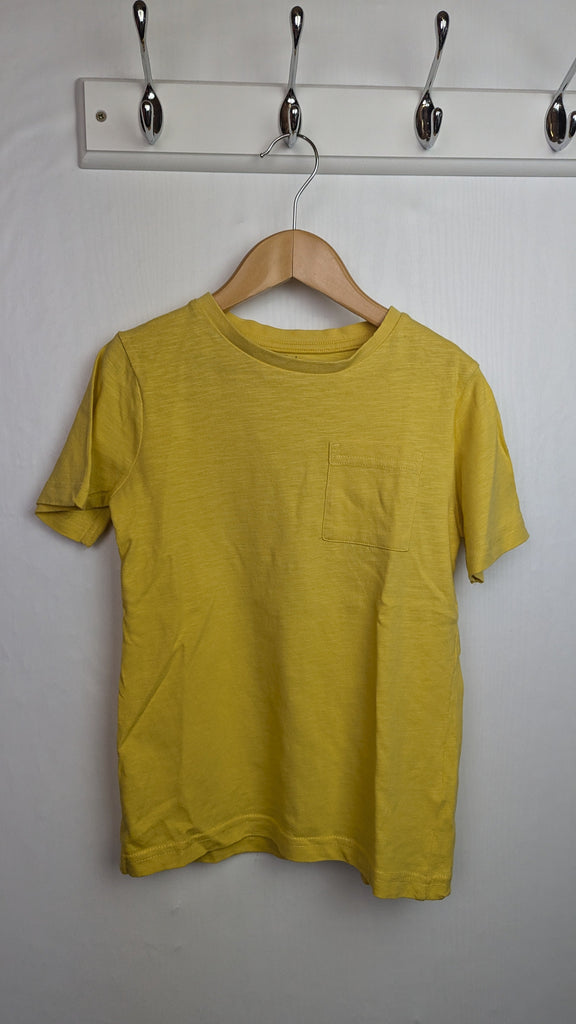 TU Yellow Pocket Short Sleeve Top - Boys 4-5 Years Little Ones Preloved Used, Preloved, Preworn Baby, Girls & Boys Clothes. Kids & Children's second hand Clothing UK Online. Cheap affordable. Brands including Next, Joules, Nutmeg Morrisons, TU, F&F, H&M.