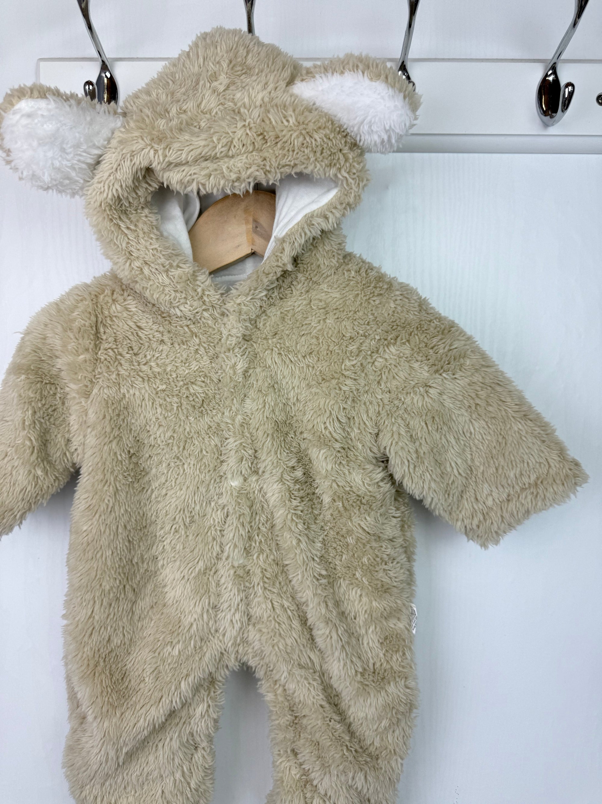 Unbranded Fluffy Bear Pramsuit - Unisex 0 - 3 Months - Little Ones Preloved. Second Hand Children's & Preloved Baby, Kids, Girls & Boys Clothes. UK online