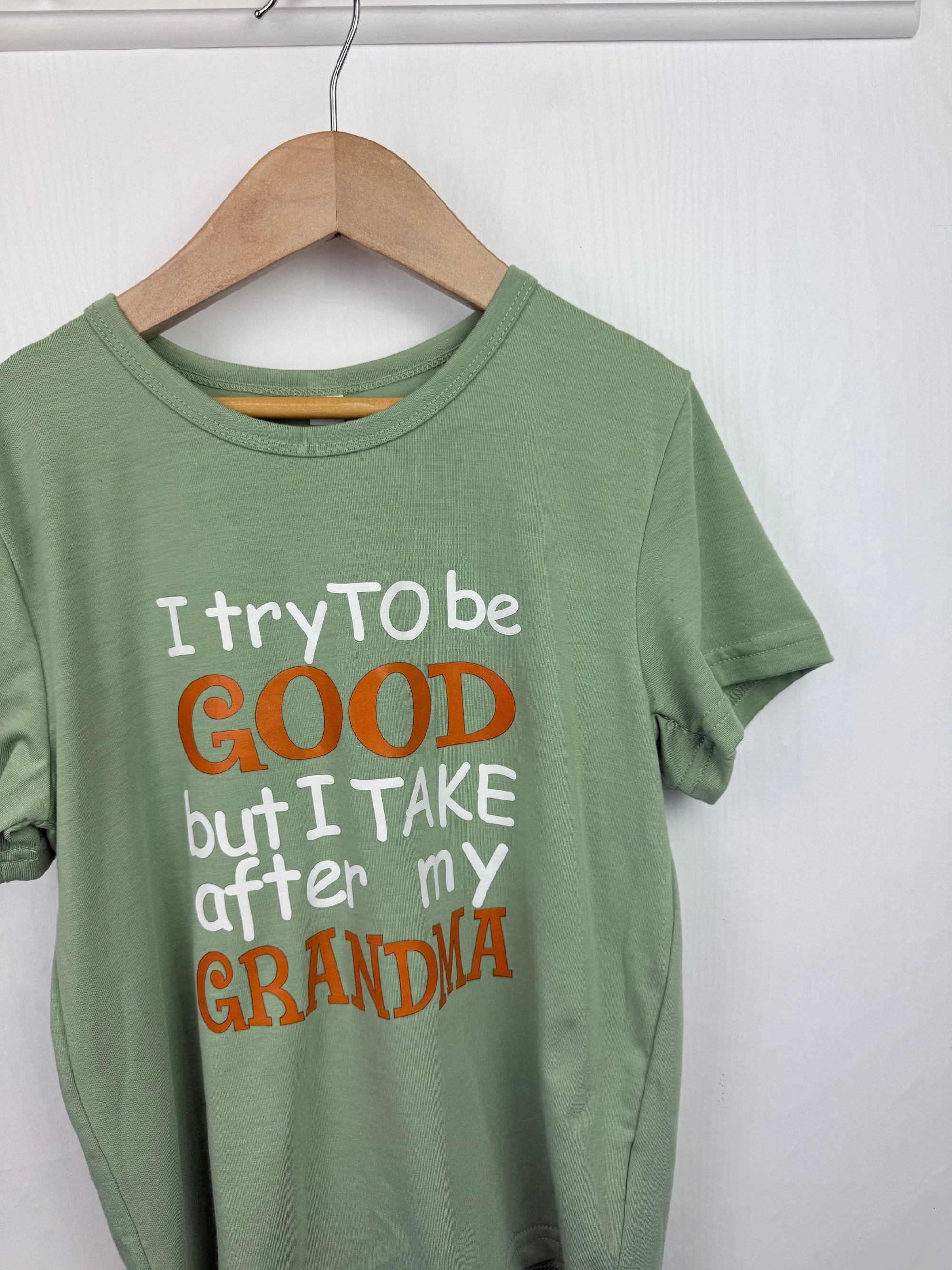 Unbranded Grandma Top - Girls 7 - 8 Years - Little Ones Preloved. Second Hand Children's & Preloved Baby, Kids, Girls & Boys Clothes. UK online