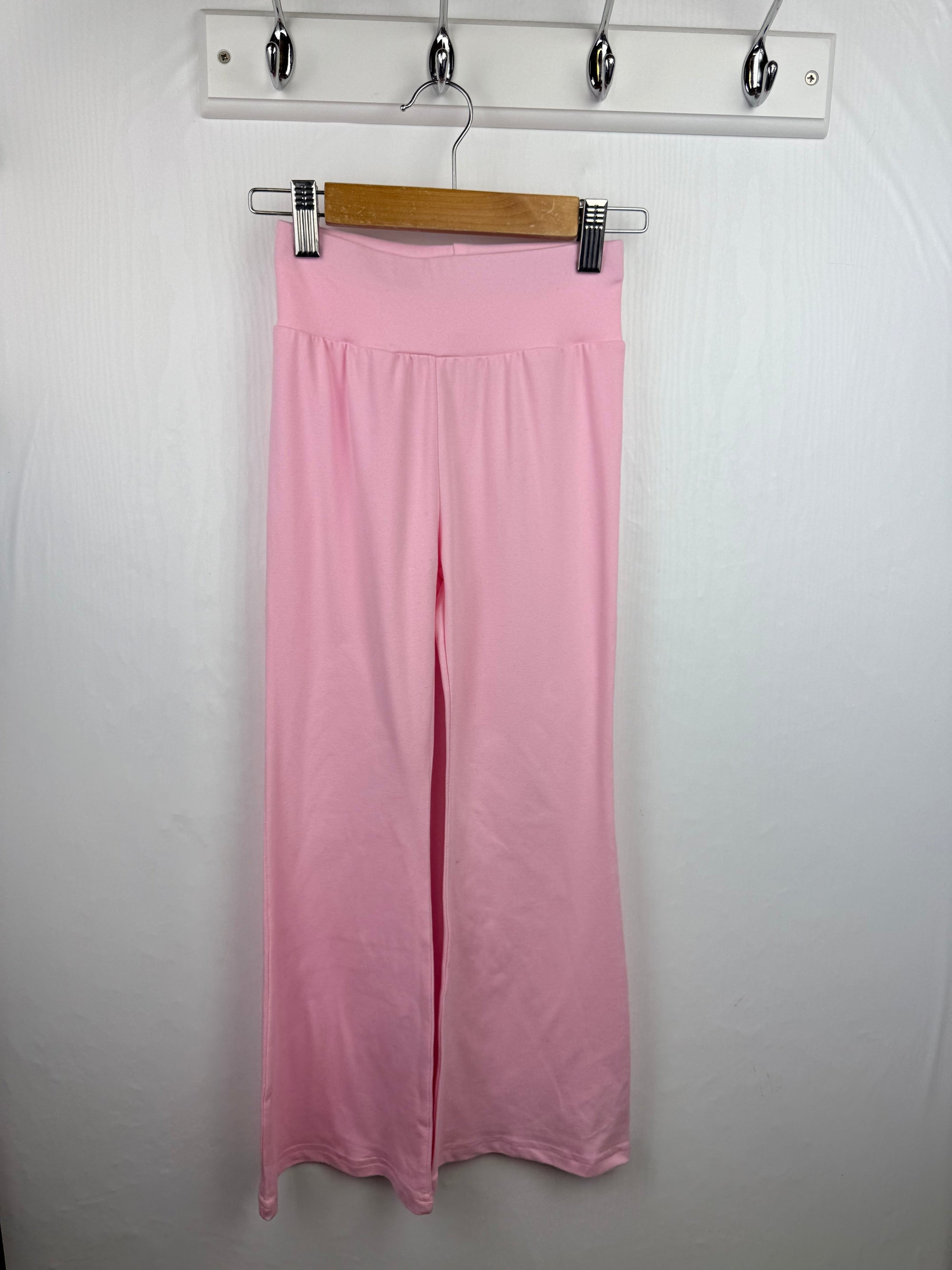 Unbranded Pink Flared Trousers - Girls 5 - 6 Years - Little Ones Preloved. Second Hand Children's & Preloved Baby, Kids, Girls & Boys Clothes. UK online