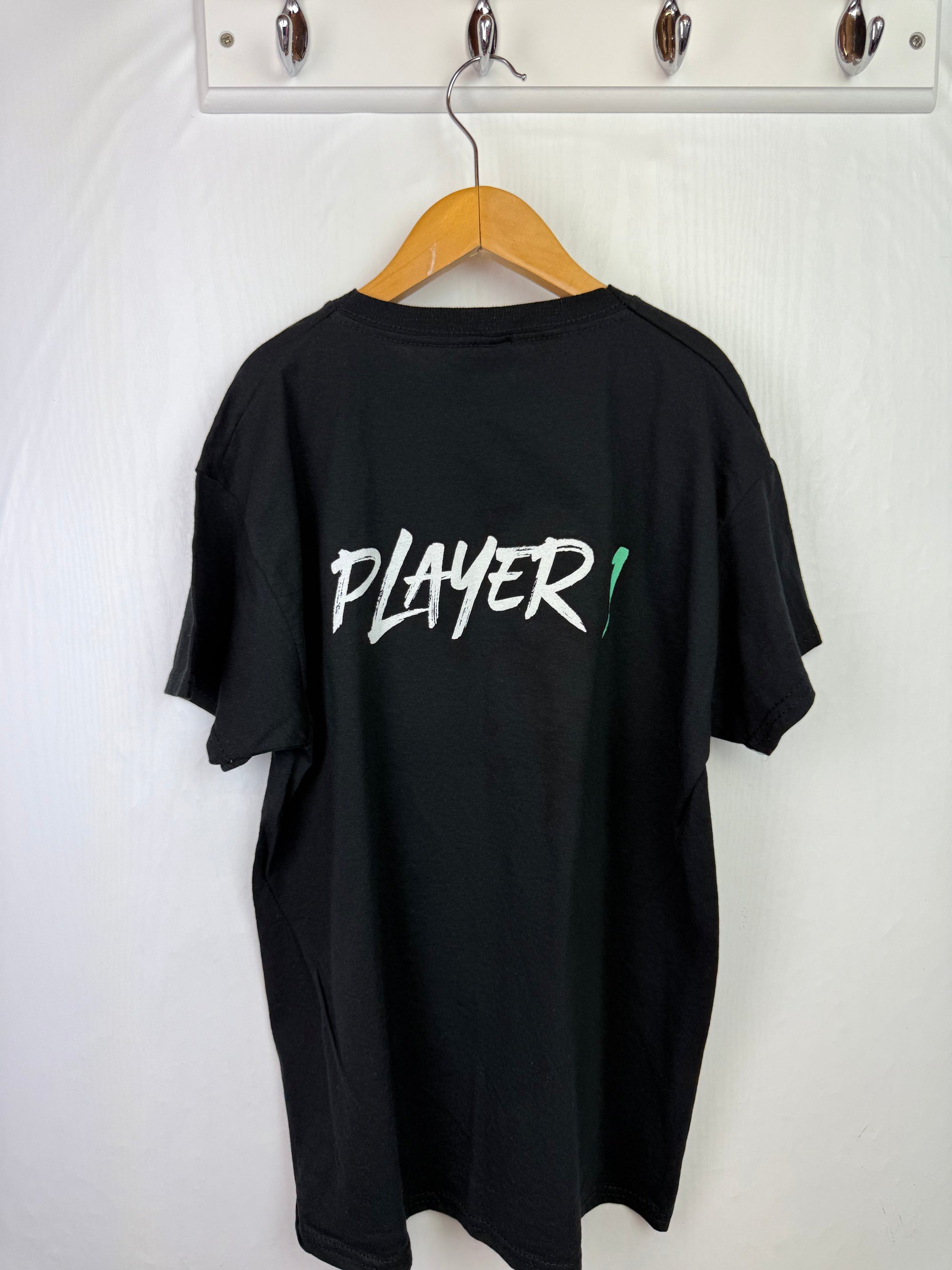 Unbranded Player 1 Top - Boys 9 - 11 Years - Little Ones Preloved. Second Hand Children's & Preloved Baby, Kids, Girls & Boys Clothes. UK online