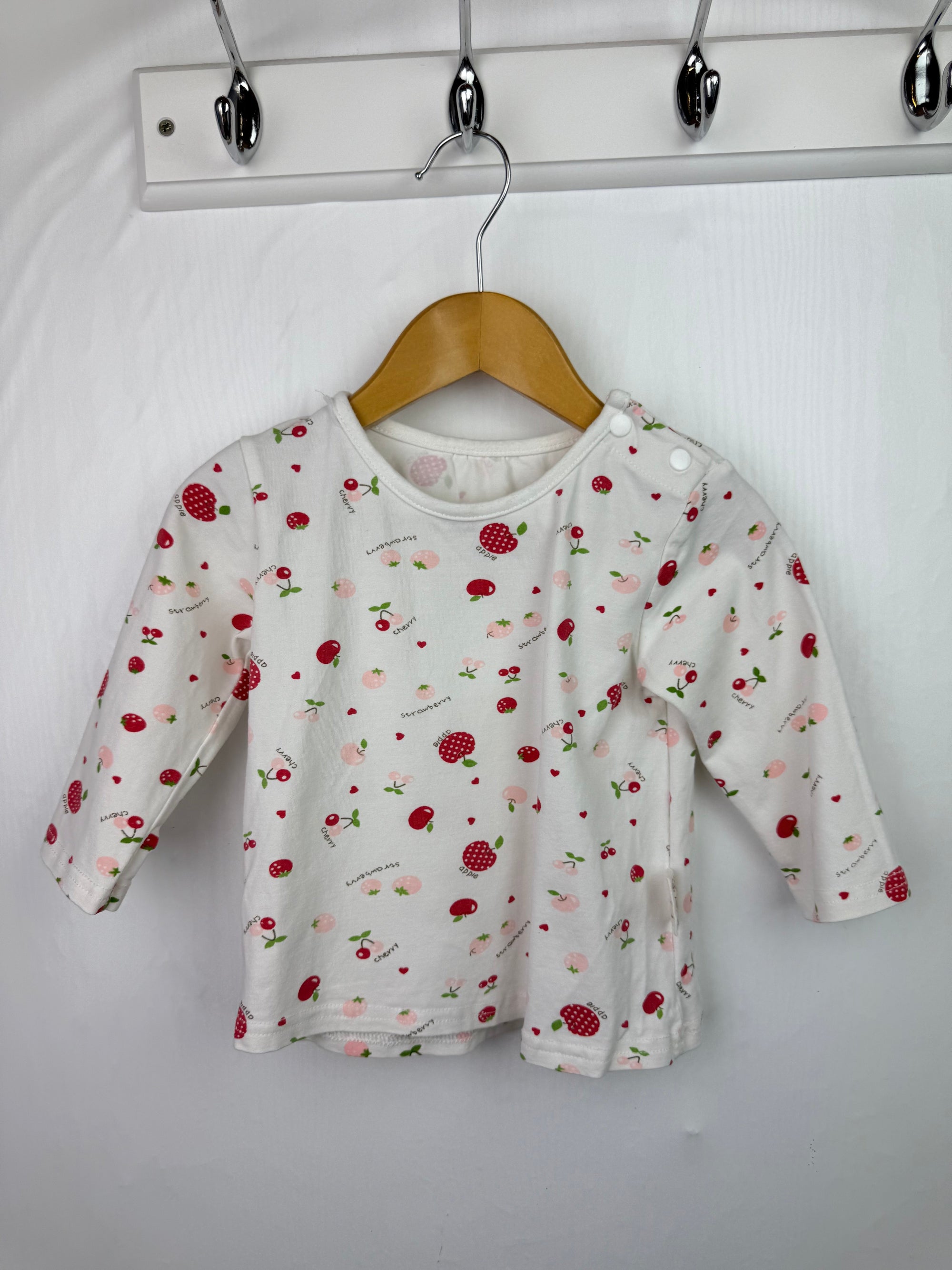 Unbranded Strawberry Top - Girls 9 - 12 Months - Little Ones Preloved. Second Hand Children's & Preloved Baby, Kids, Girls & Boys Clothes. UK online