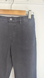 Uniqlo Black Strechy Skinny Jeans - Girls 11 - 12 Years - Little Ones Preloved. Second Hand Children's & Preloved Baby, Kids, Girls & Boys Clothes. UK online