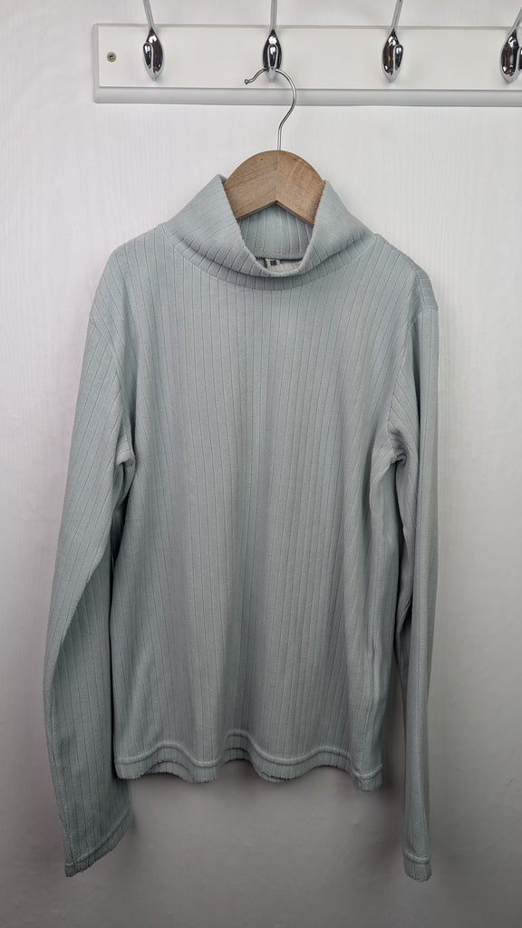 Uniqlo Mint Green Fleece Top - Girls 11-12 Years Little Ones Preloved Used, Preloved, Preworn & Second Hand Baby, Kids & Children's Clothing UK Online. Cheap affordable. Brands including Next, Joules, Nutmeg Morrisons, TU, F&F, H&M.