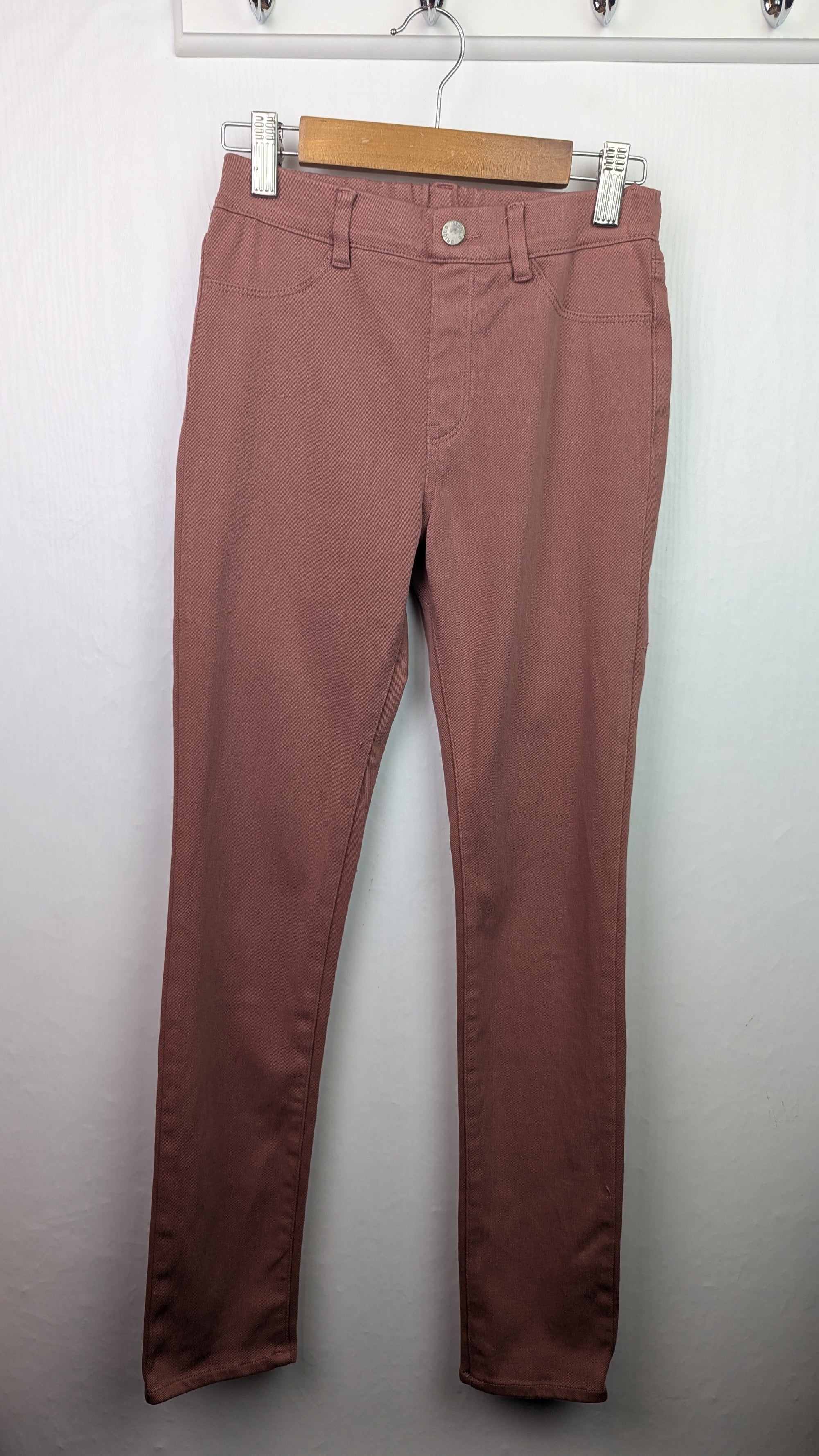 Uniqlo Rust Jegging Jeans - Girls 11 - 12 Years - Little Ones Preloved. Second Hand Children's & Preloved Baby, Kids, Girls & Boys Clothes. UK online