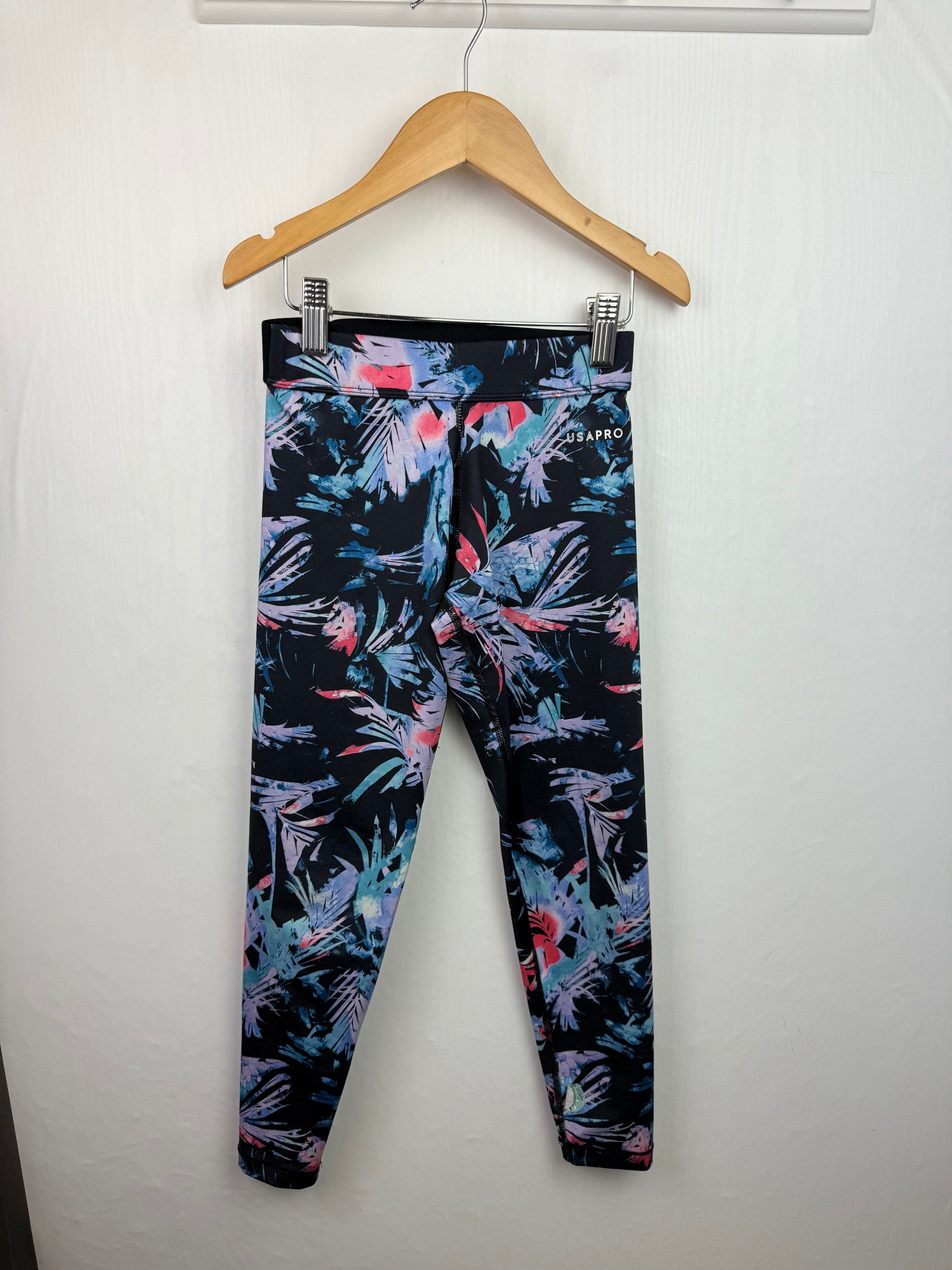 USA Pro Gym Leggings - Girls 7 - 8 Years - Little Ones Preloved. Second Hand Children's & Preloved Baby, Kids, Girls & Boys Clothes. UK online