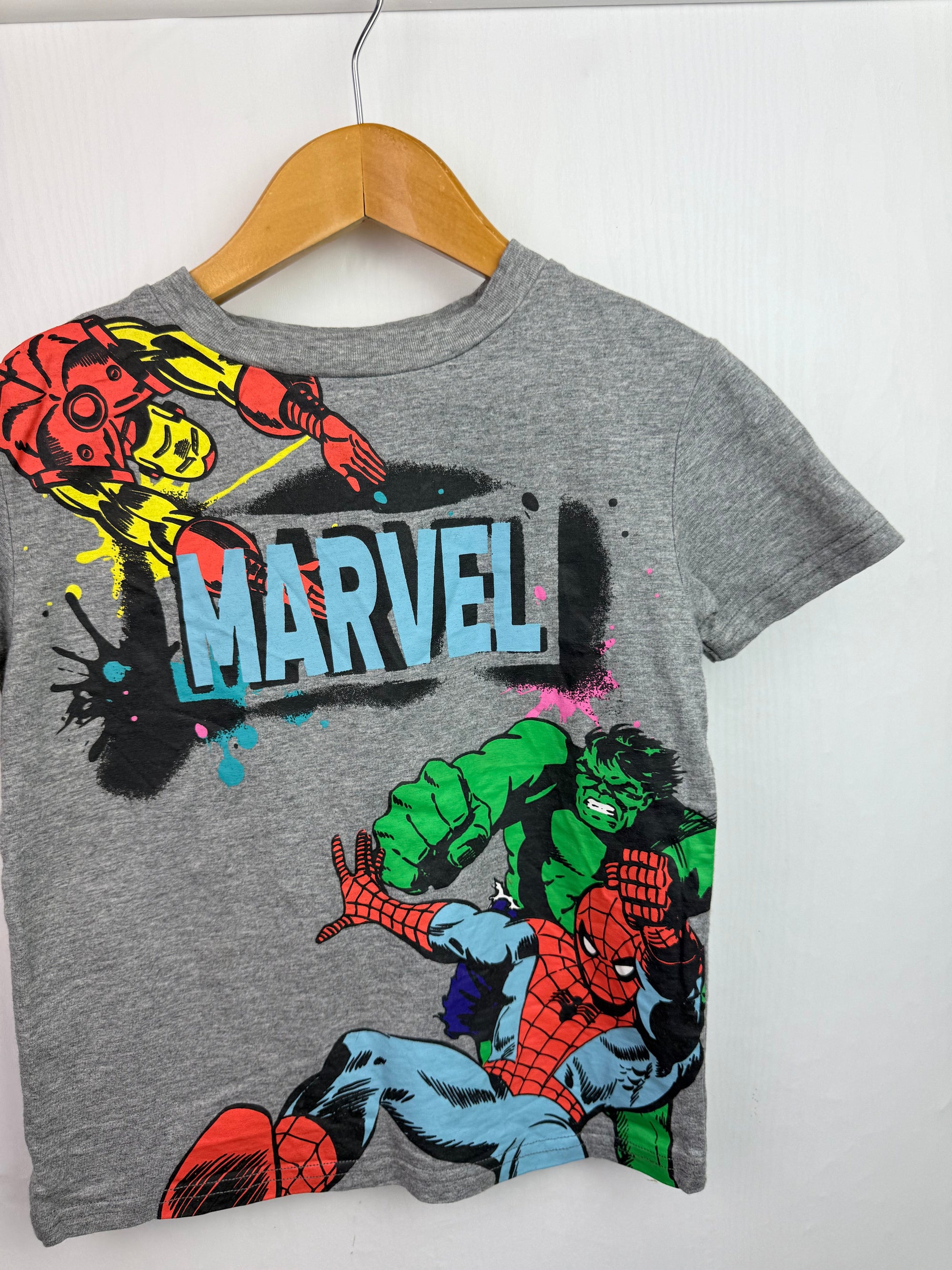 Vanilla Underground Marvel Top - Boys 5 Years - Little Ones Preloved. Second Hand Children's & Preloved Baby, Kids, Girls & Boys Clothes. UK online