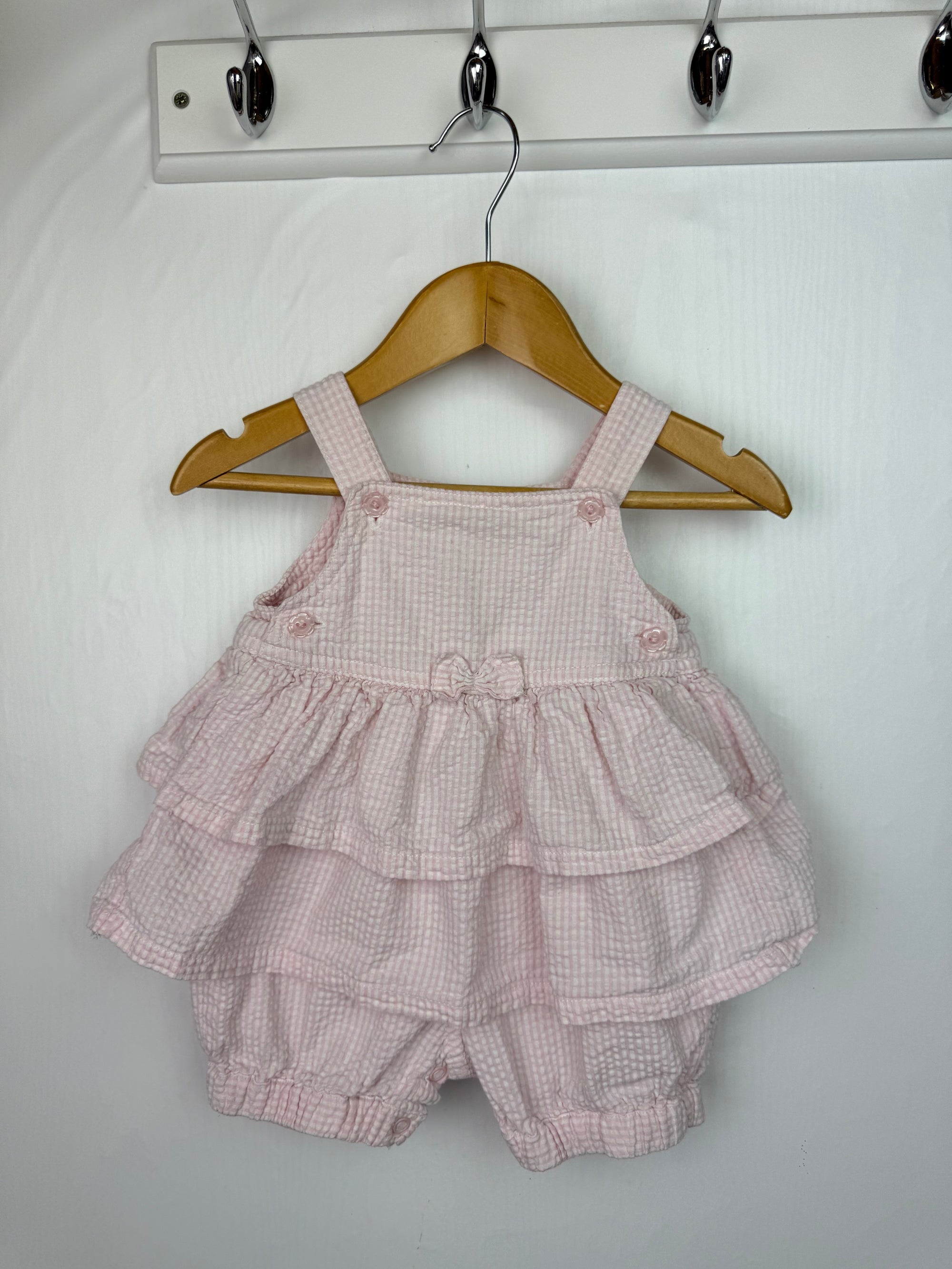 Vintage Mothercare Ruffle Romper - Girls 0 - 1 Month - Little Ones Preloved. Second Hand Children's & Preloved Baby, Kids, Girls & Boys Clothes. UK online