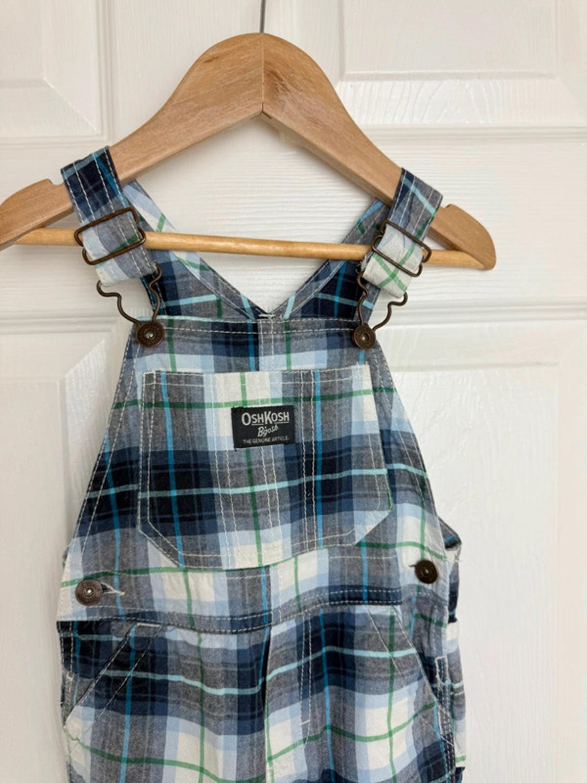 Vintage Oshkosh B’Gosh checked Shortall dungarees - Boys 24 Months - Little Ones Preloved. Second Hand Children's & Preloved Baby, Kids, Girls & Boys Clothes. UK online