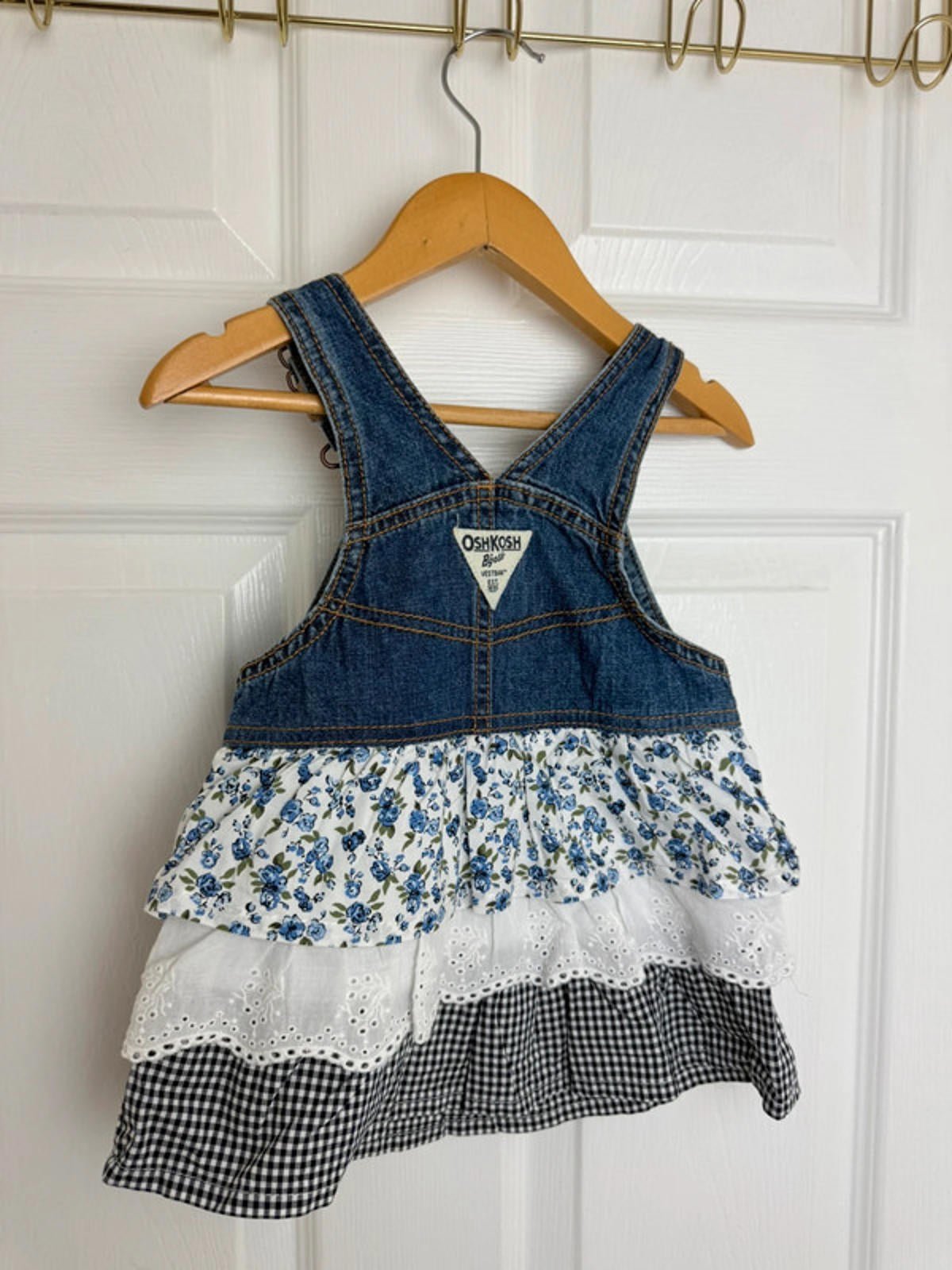 Vintage Oshkosh Floral Dungaree Dress - Girls 12 Months - Little Ones Preloved. Second Hand Children's & Preloved Baby, Kids, Girls & Boys Clothes. UK online