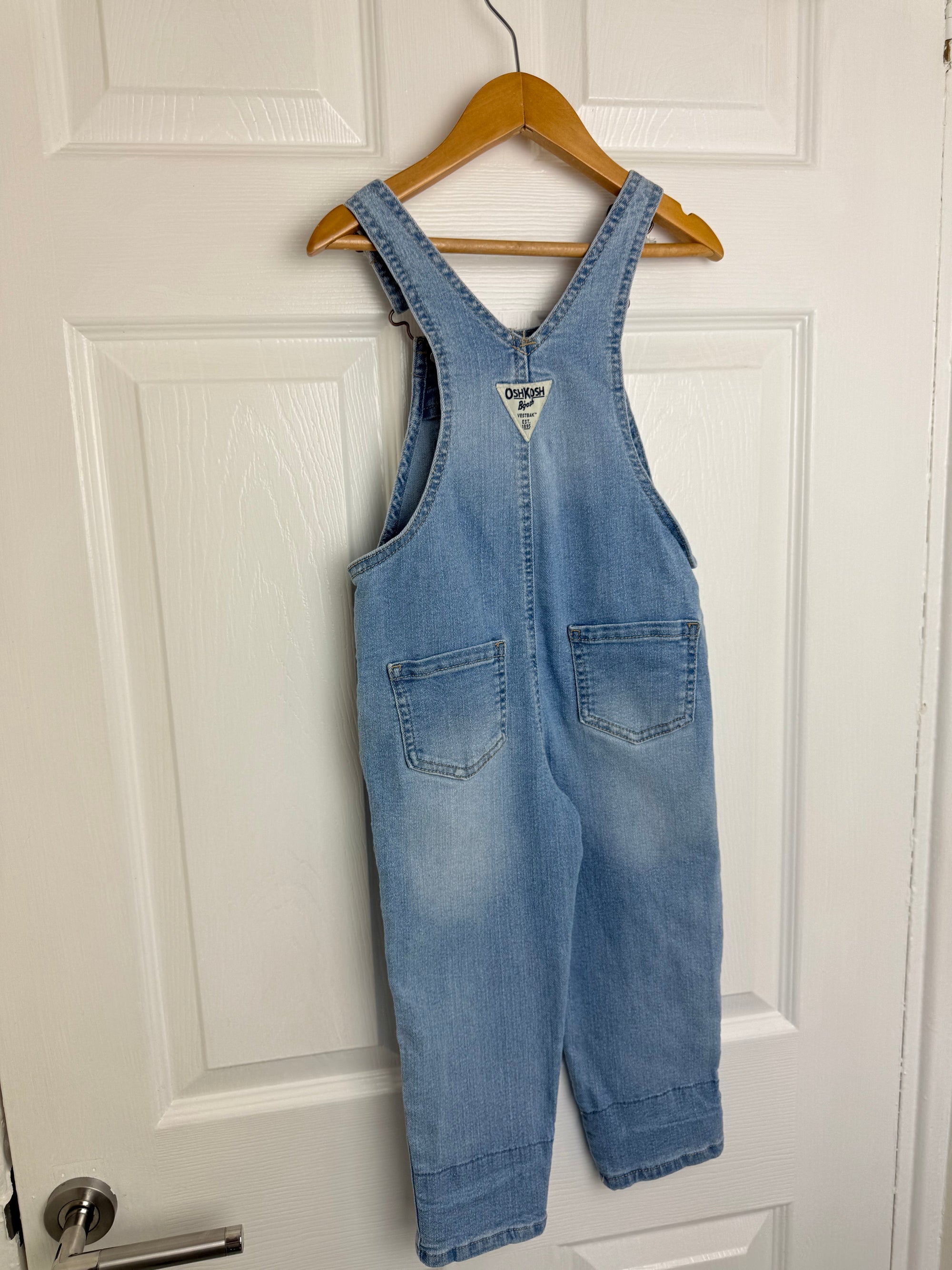 Vintage Oshkosh Floral Lined Dungarees - Girls 3 Years - Little Ones Preloved. Second Hand Children's & Preloved Baby, Kids, Girls & Boys Clothes. UK online