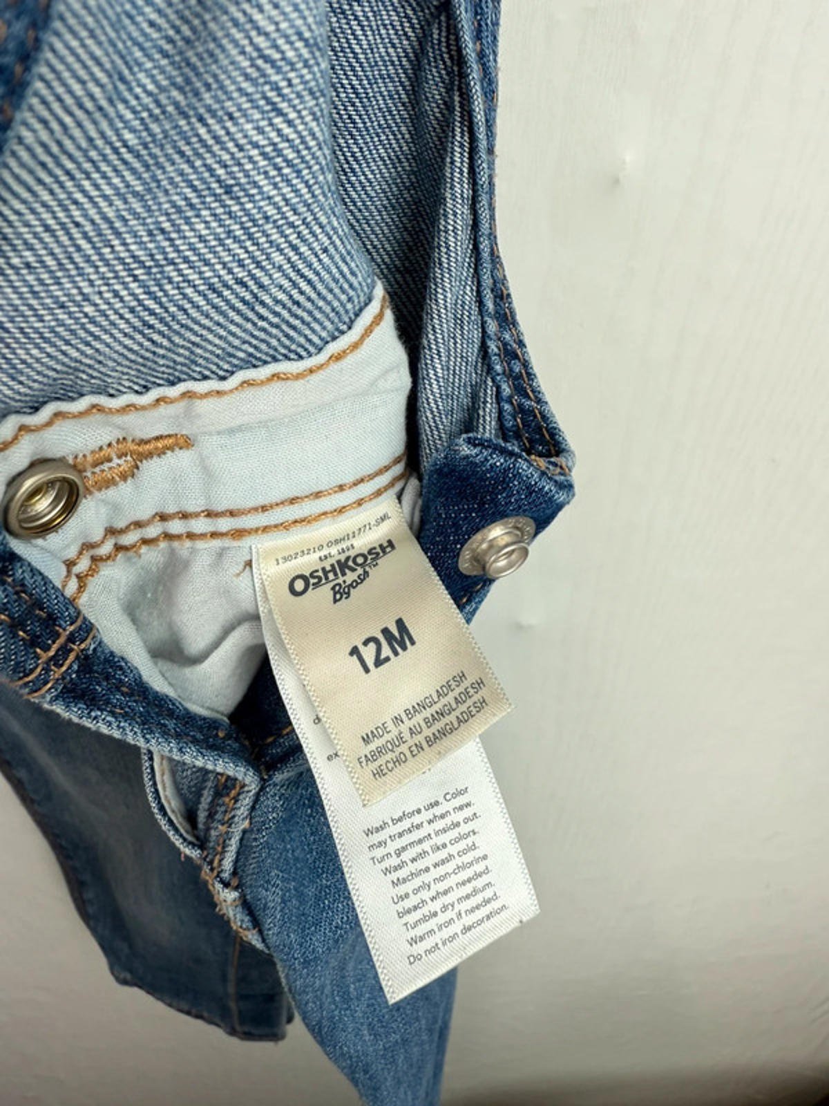 Vintage Oshkosh Heart Dungarees - Girls 12 Months - Little Ones Preloved. Second Hand Children's & Preloved Baby, Kids, Girls & Boys Clothes. UK online